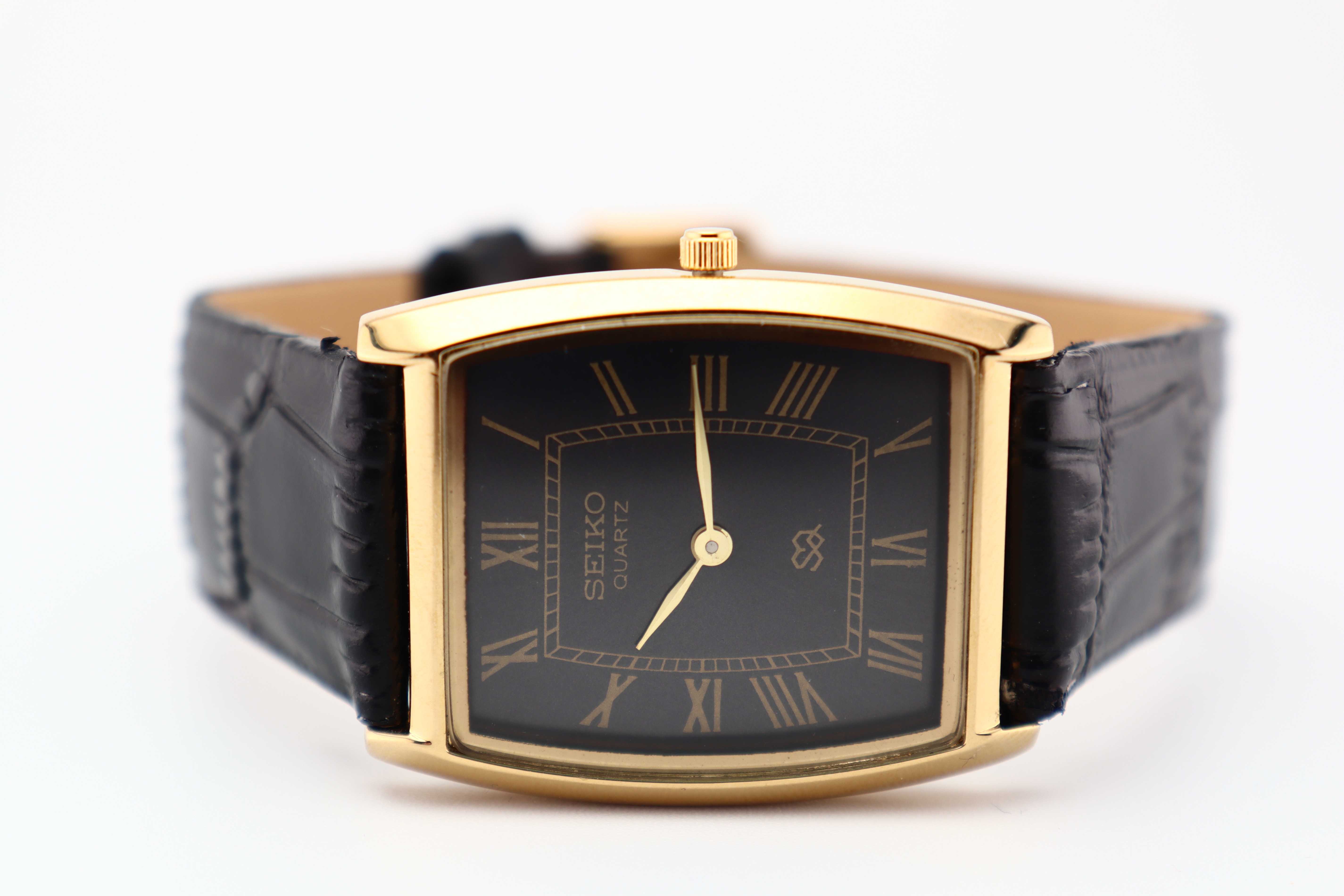 Refurbished Vintage Barrel Tank Men’s Watch - photo 4