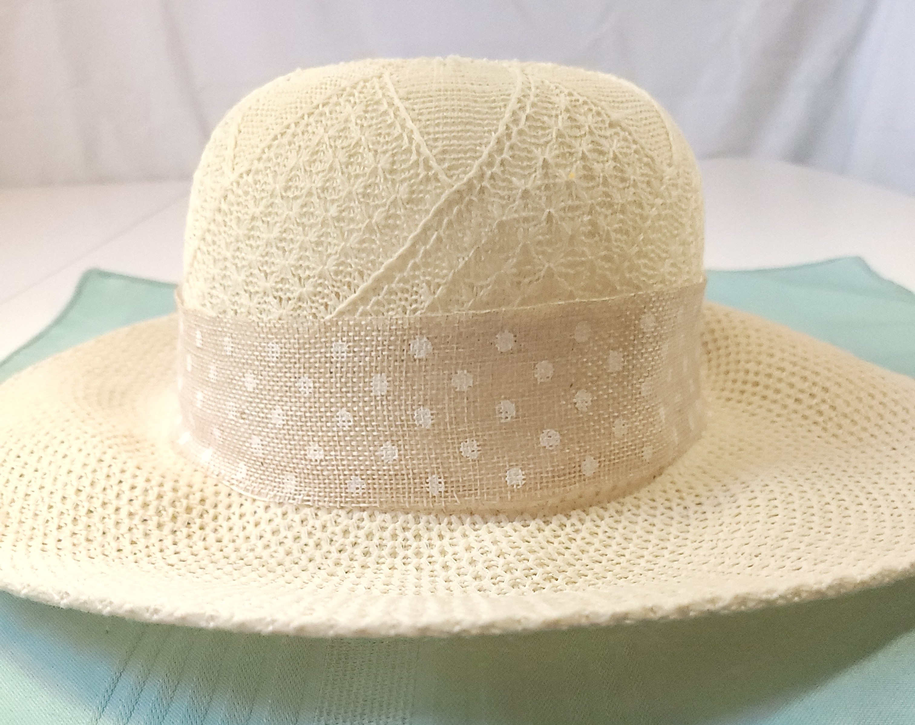 Circa 1990 Cream Open Crochet Knit Wide Brim Sun Hat Polka Dot