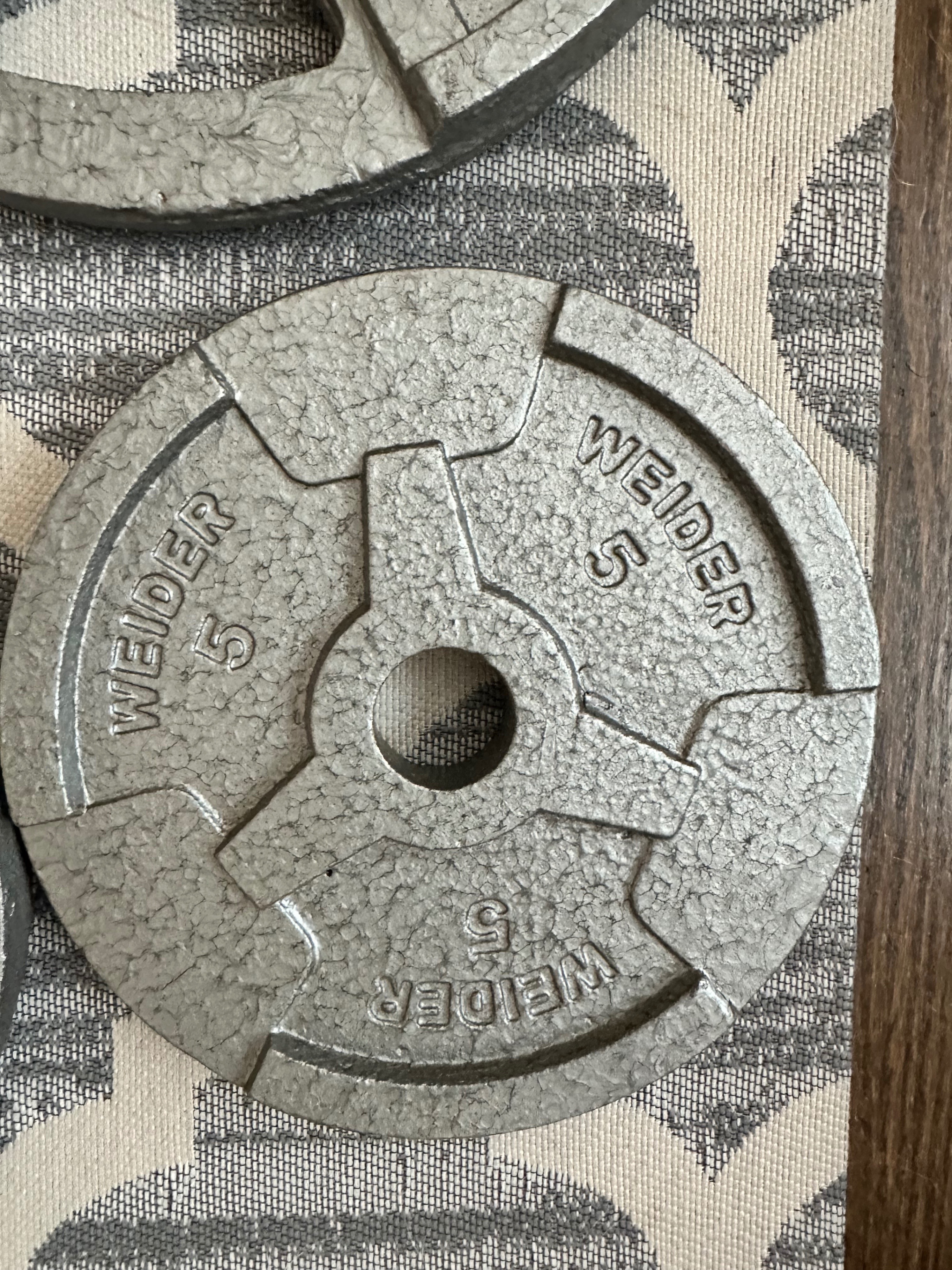 Weider Pro 230 Weight Bench with weights - photo 5