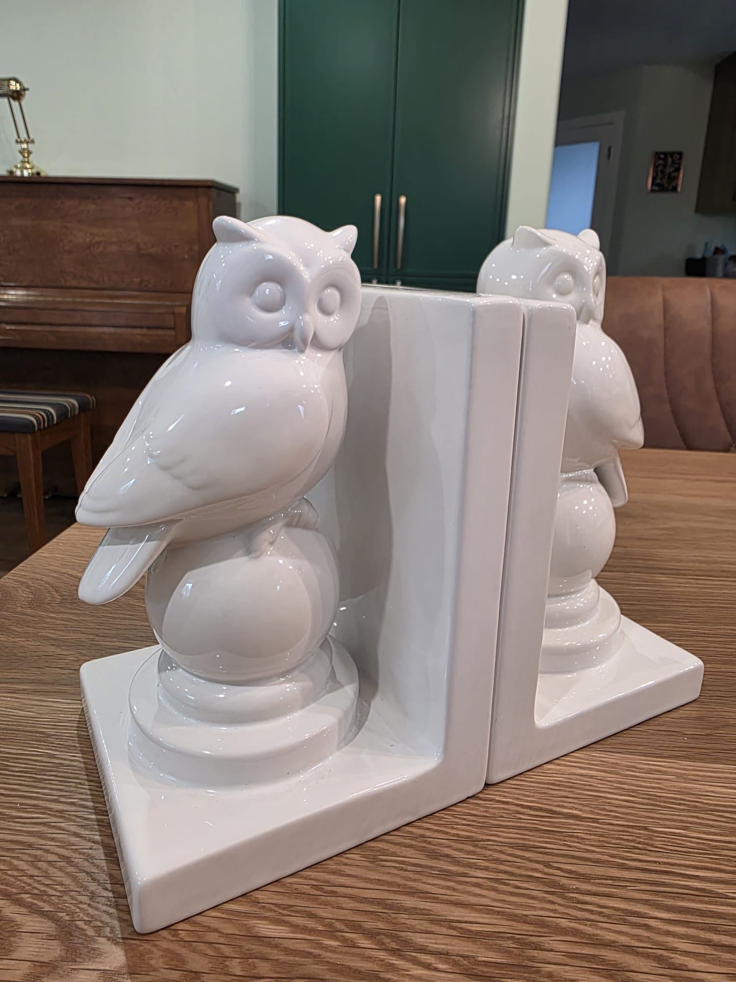 White Ceramic Owl Bookends — Set of 2, HomeSense, Like New - photo 4