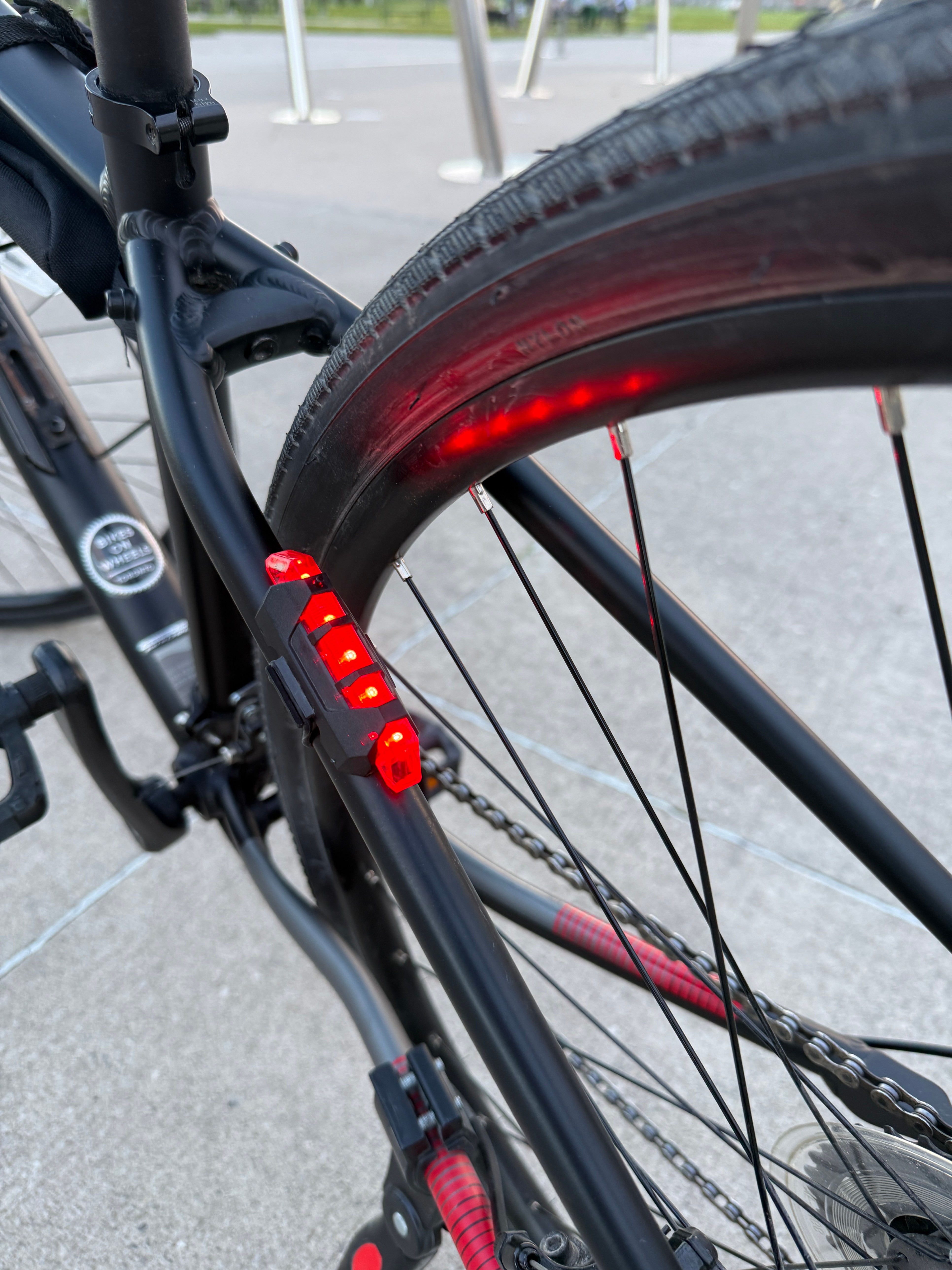 Bicycle with COMPLETE Accessories - photo 4