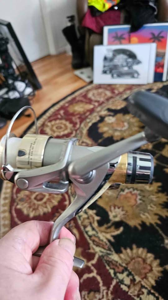 Daiwa Sweepfire 2550 Spinning Fishing Reel