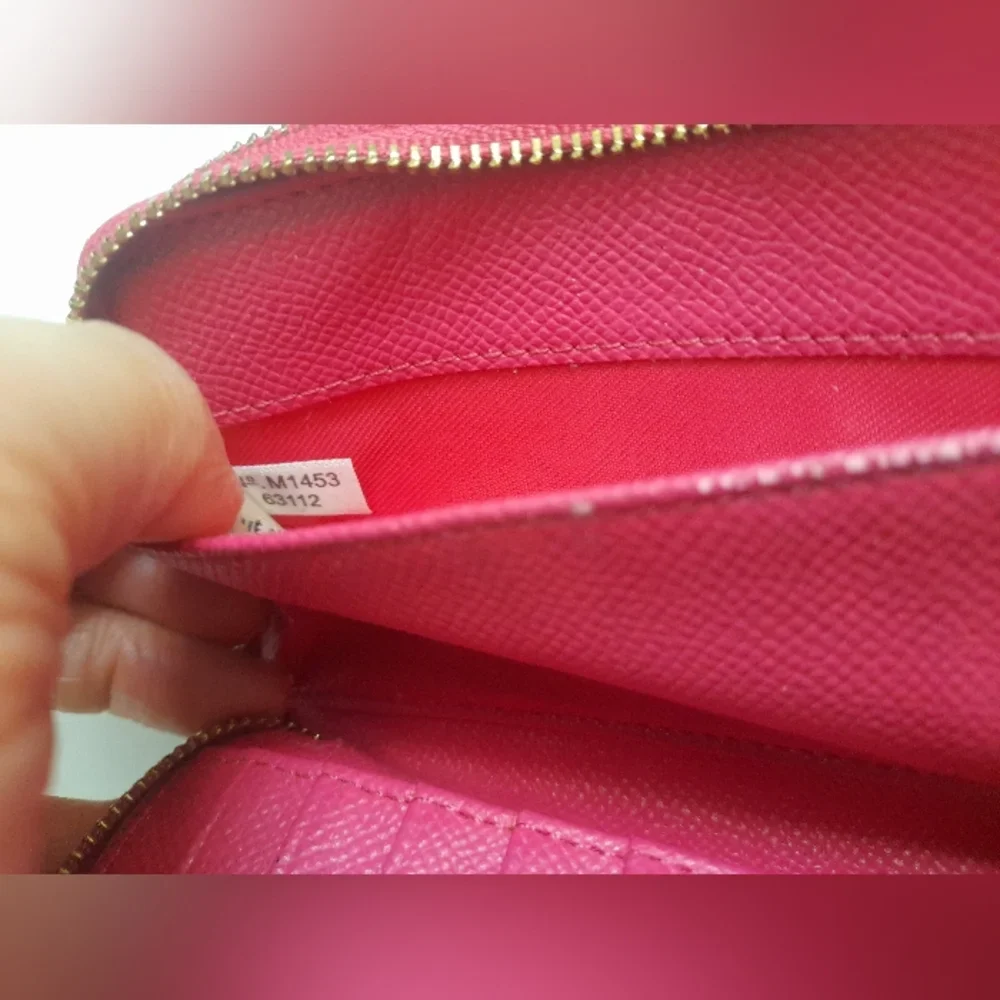 Coach Pink Zip Wallet Wristlet - photo 3