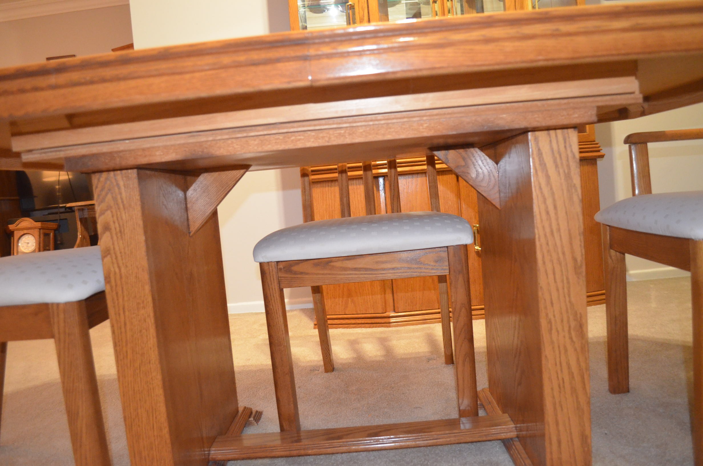 Dining set with hutch & buffet - photo 5