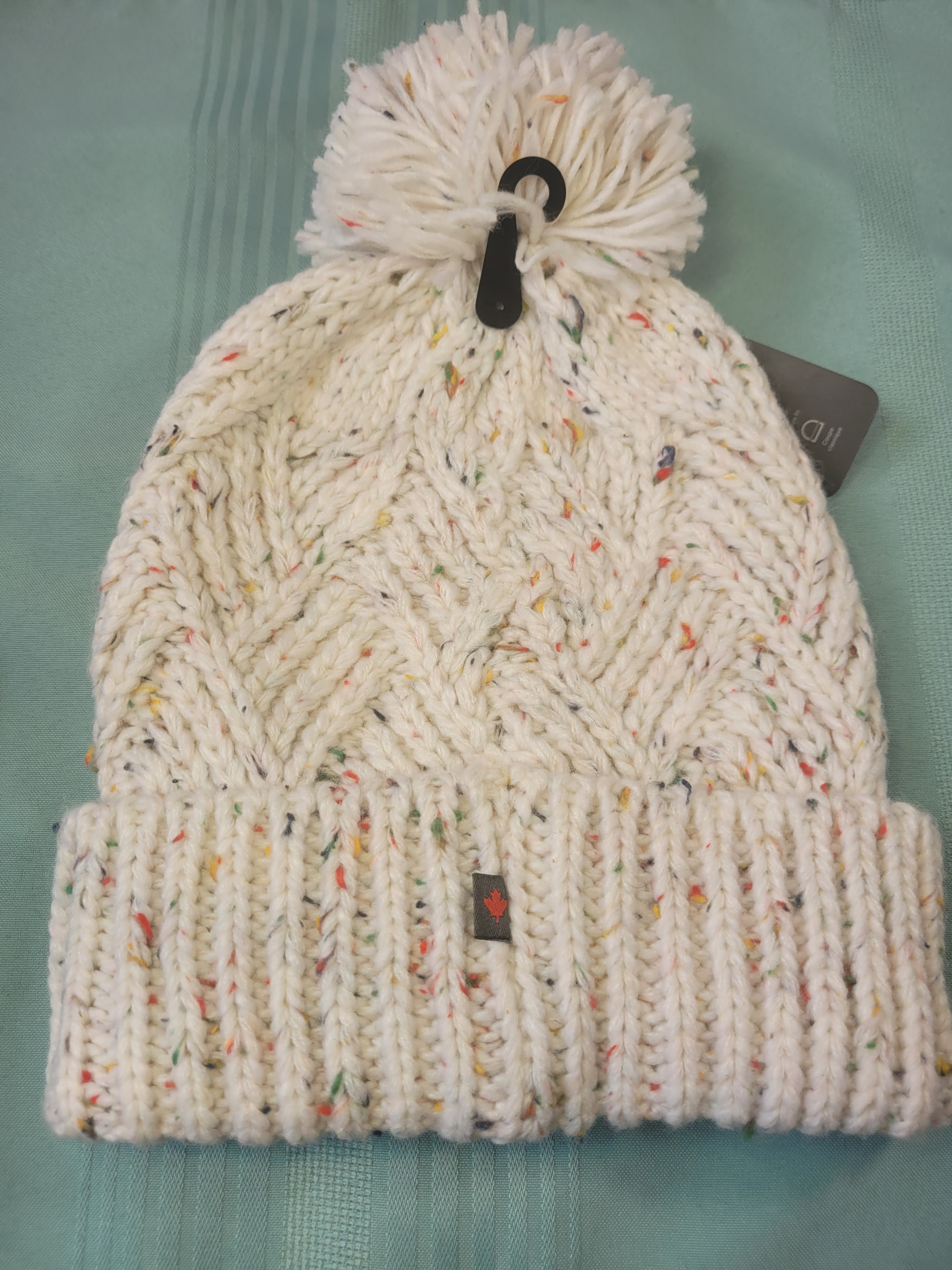 Brand New Hot Paws Winter Hat with Pom-Pom – One Size (Adult) - photo 3