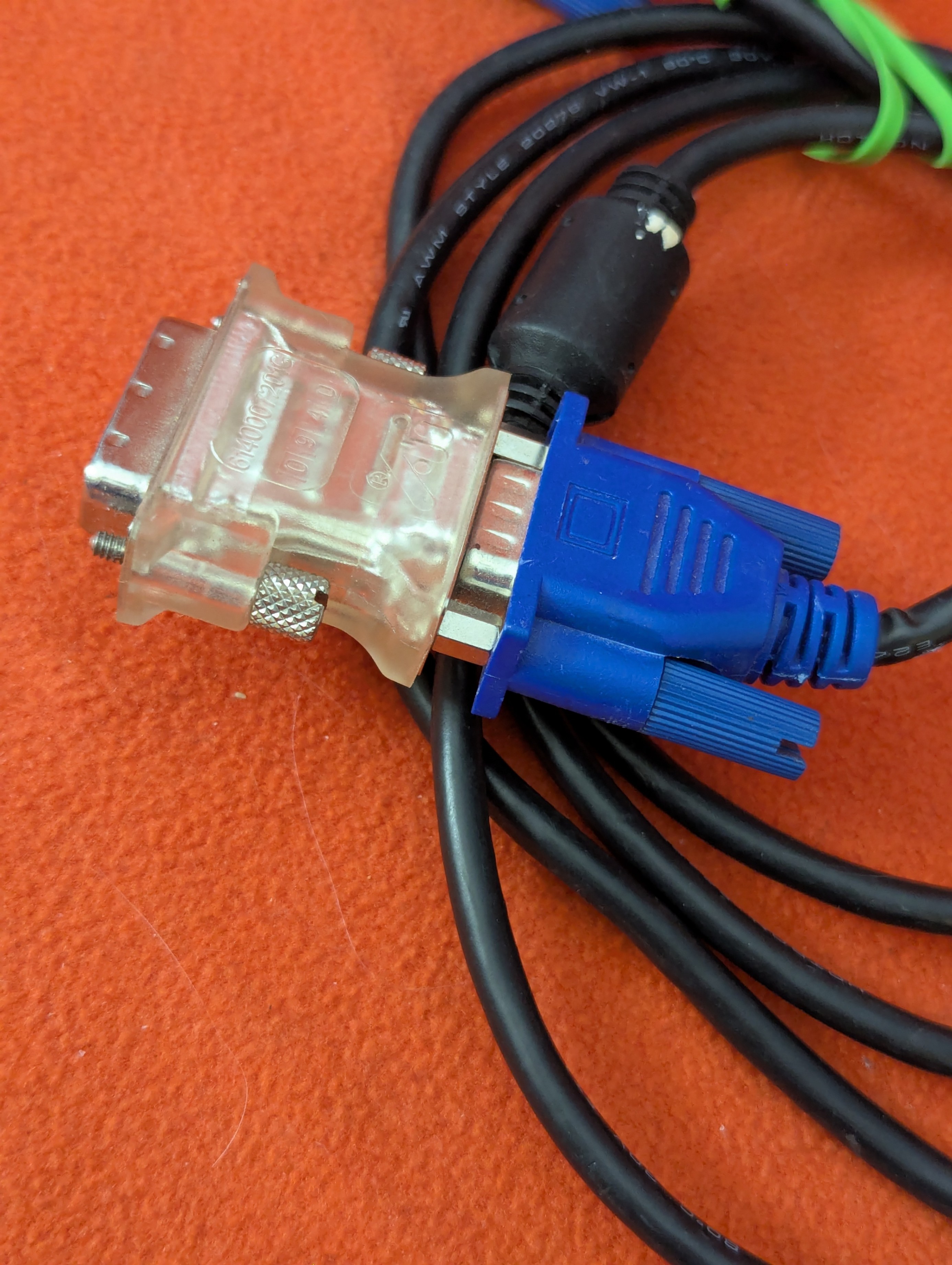 6-foot male to male 15-pin VGA cable with DVI adapter - photo 5