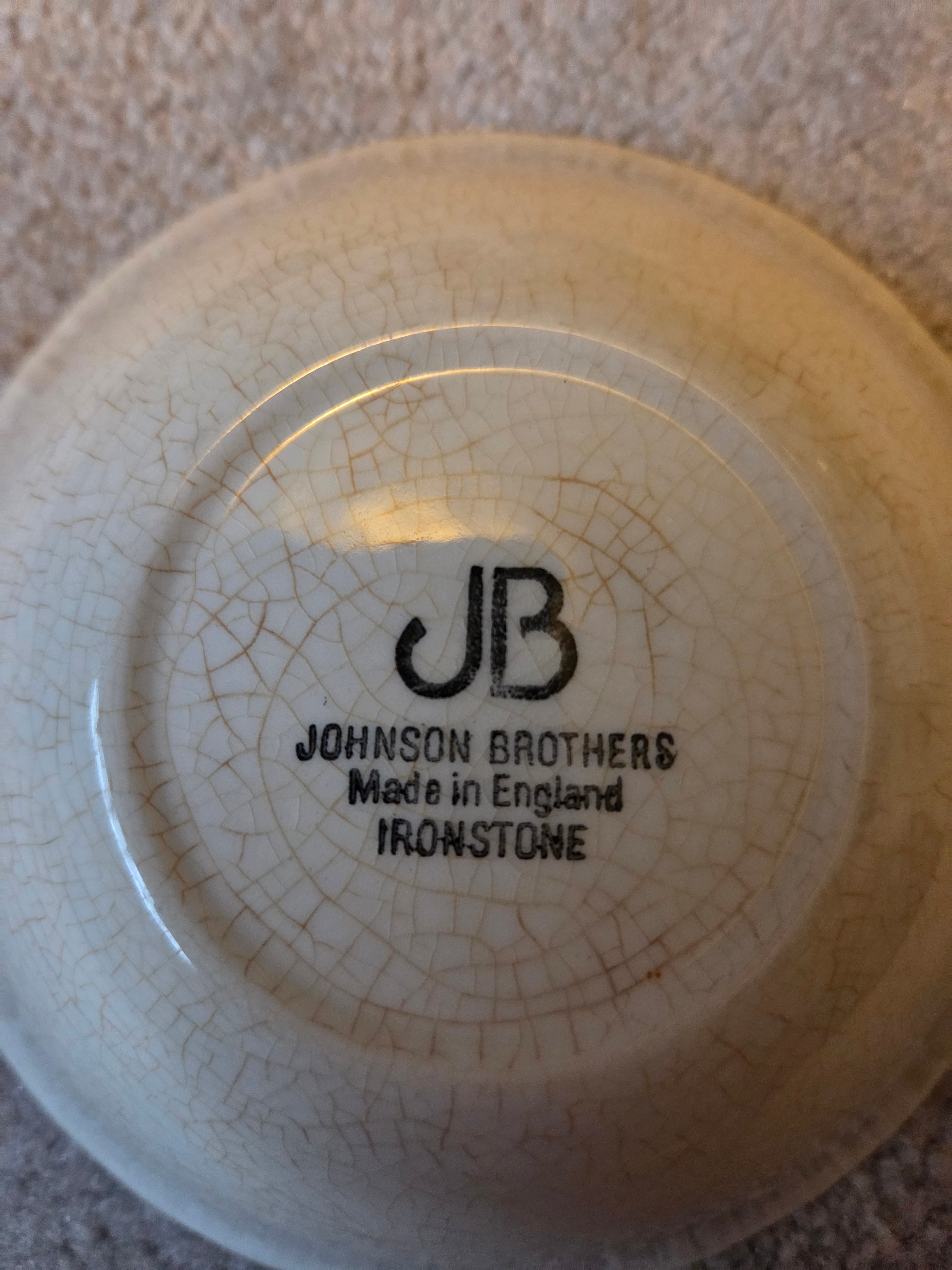 Vintage 24 Pc Johnson Bros Snowhite Regency Dinner Plates+Bowls - photo 3
