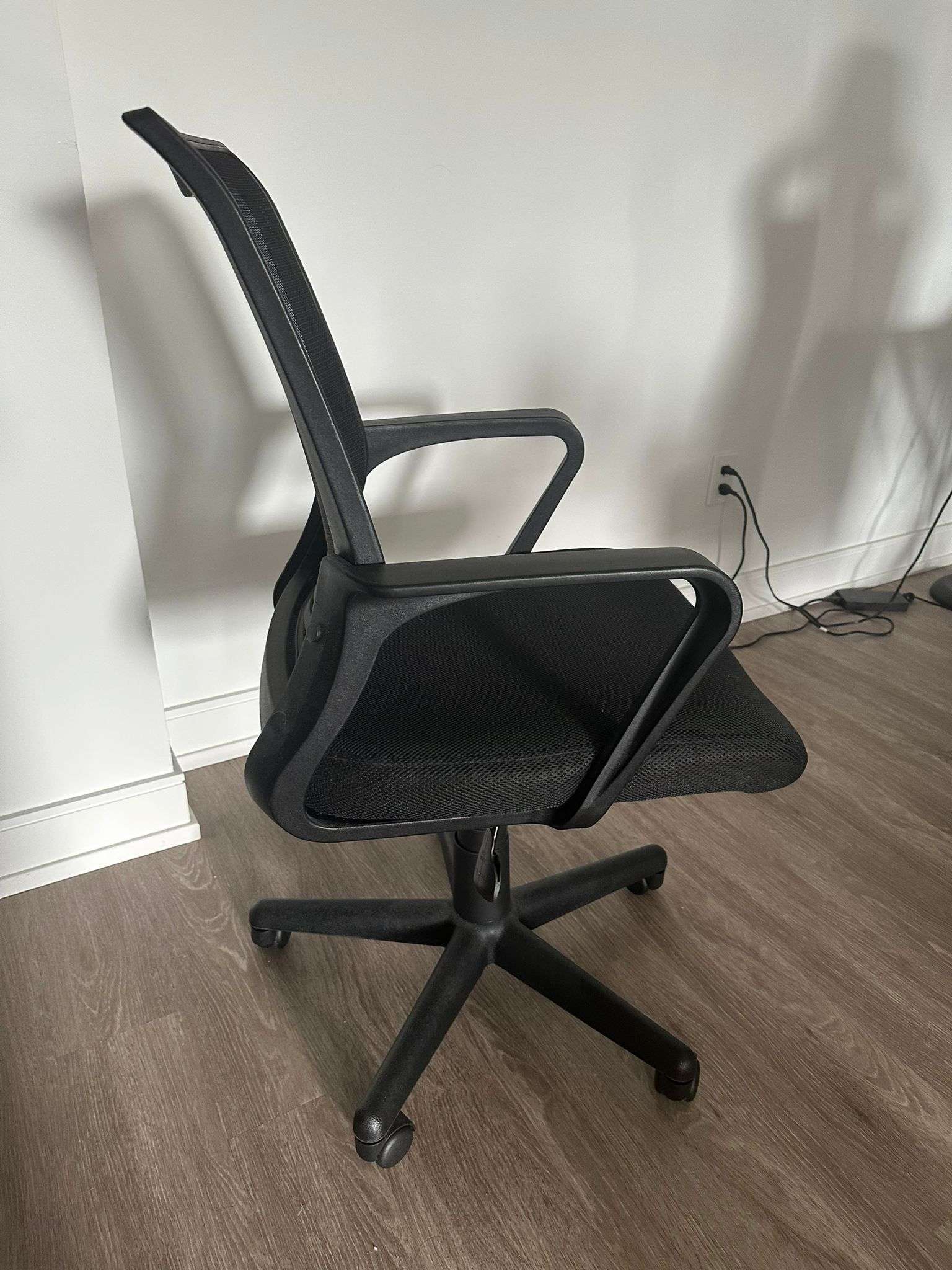 Desk Chair - Rolling/Wheels - photo 2