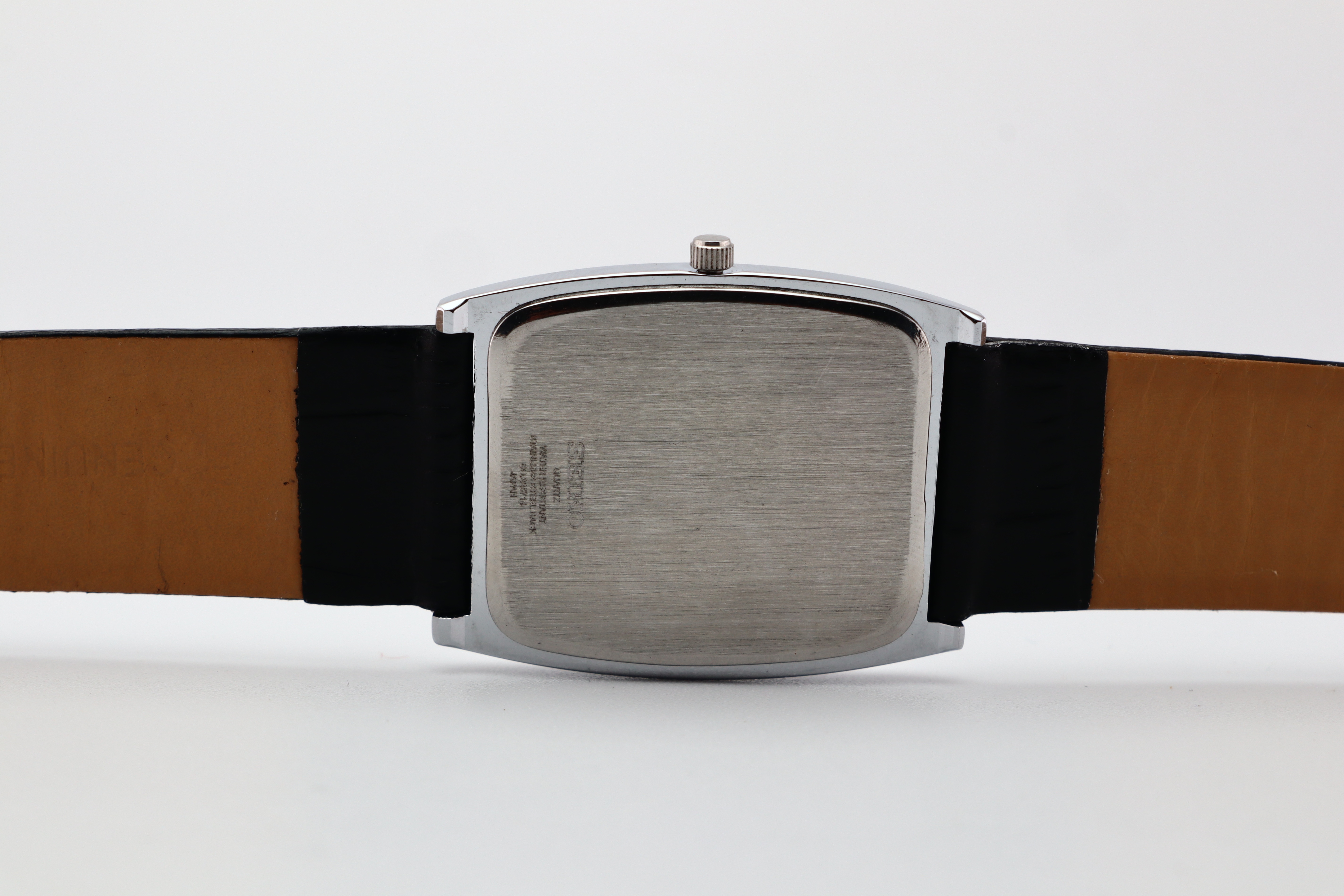 Refurbished Vintage Barrel Tank Men’s Watch - photo 5
