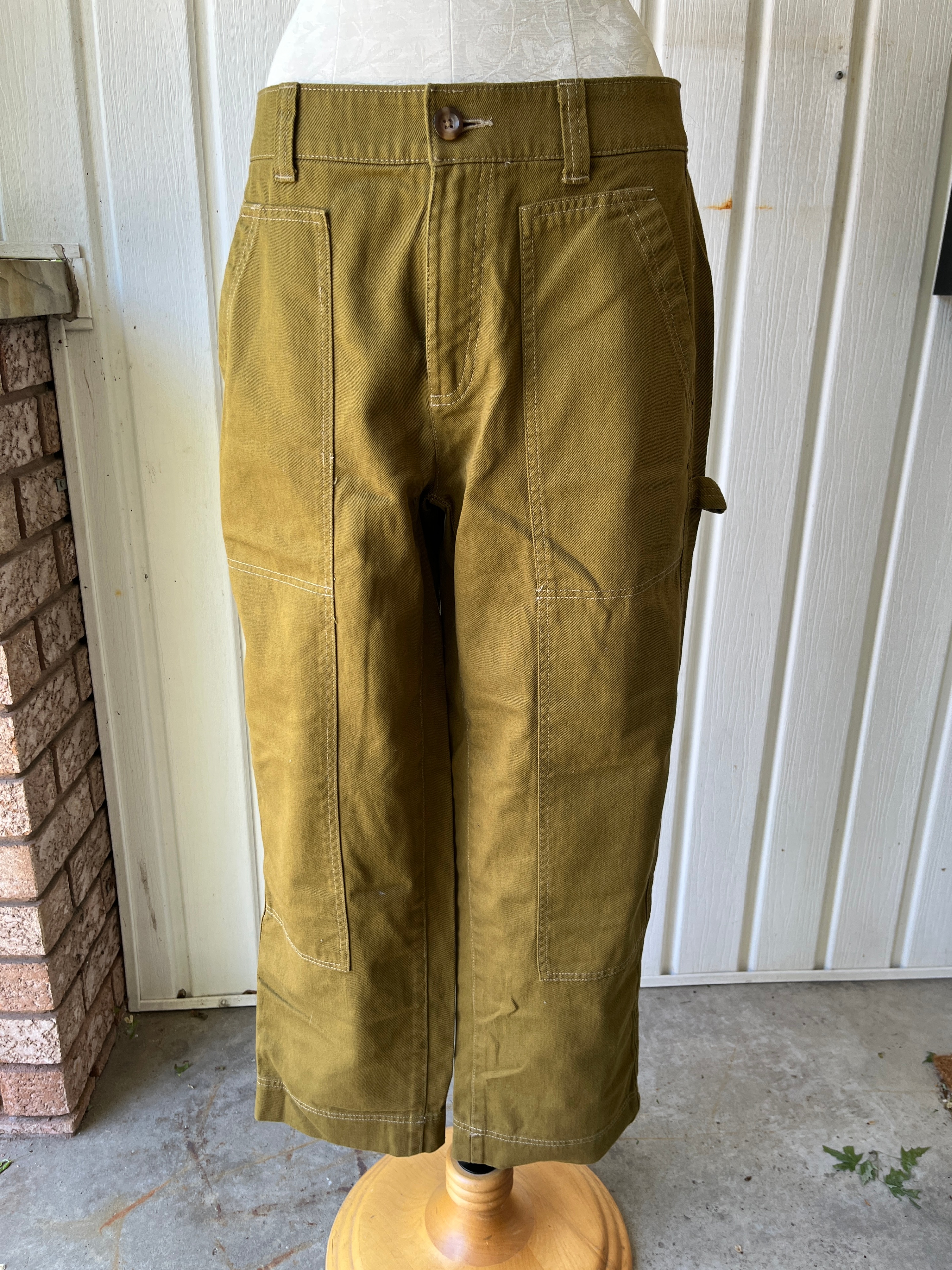 Old Navy High-Rise Straight Pants