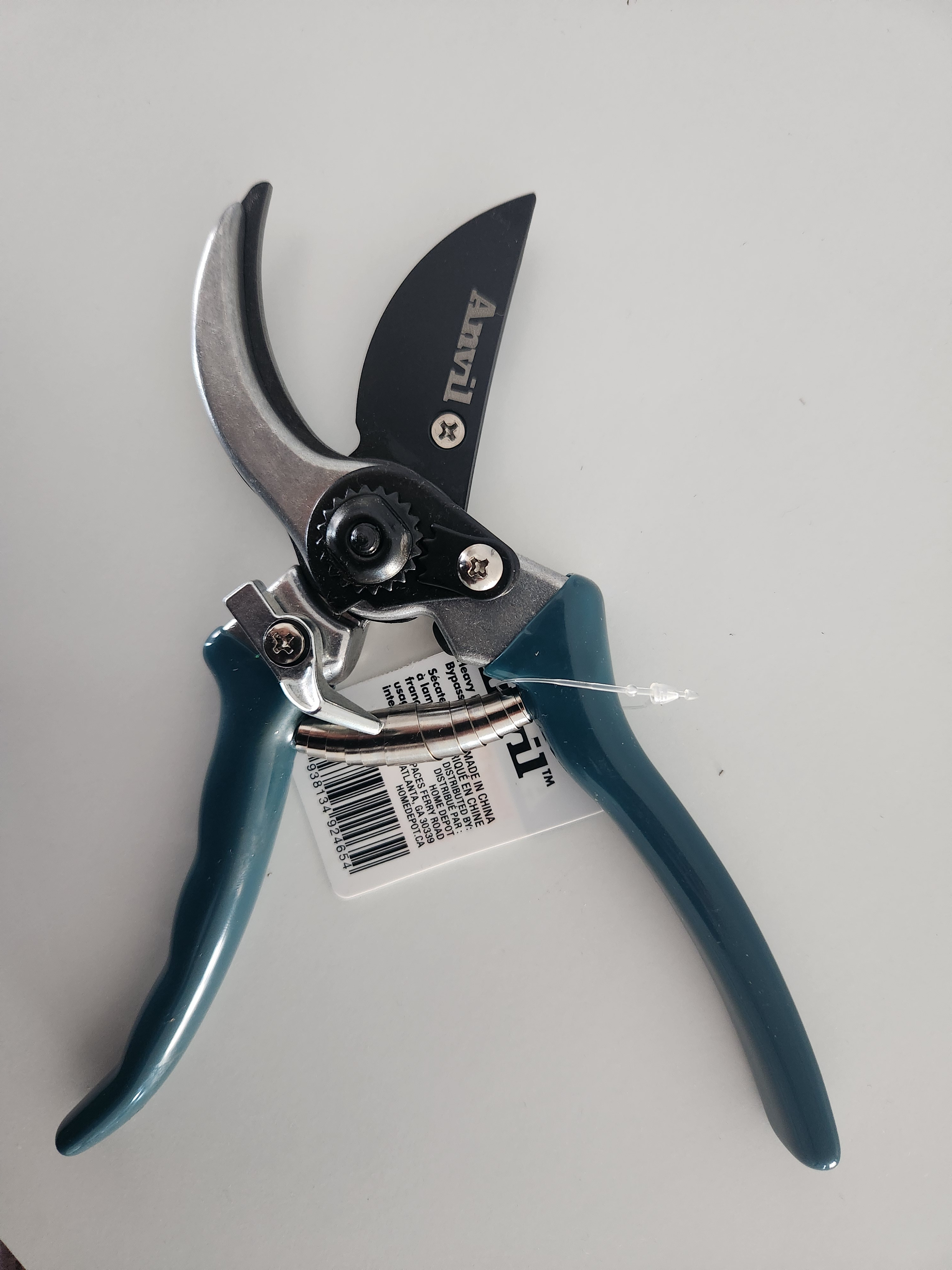 8-inch Heavy Duty Bypass Pruning Shears - photo 2