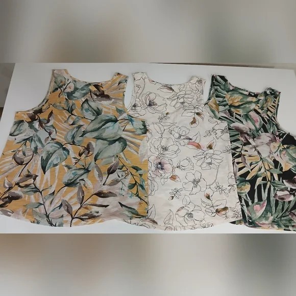 Reitmans Tank Top, Floral Designs, Large, 3 for $20 - photo 2
