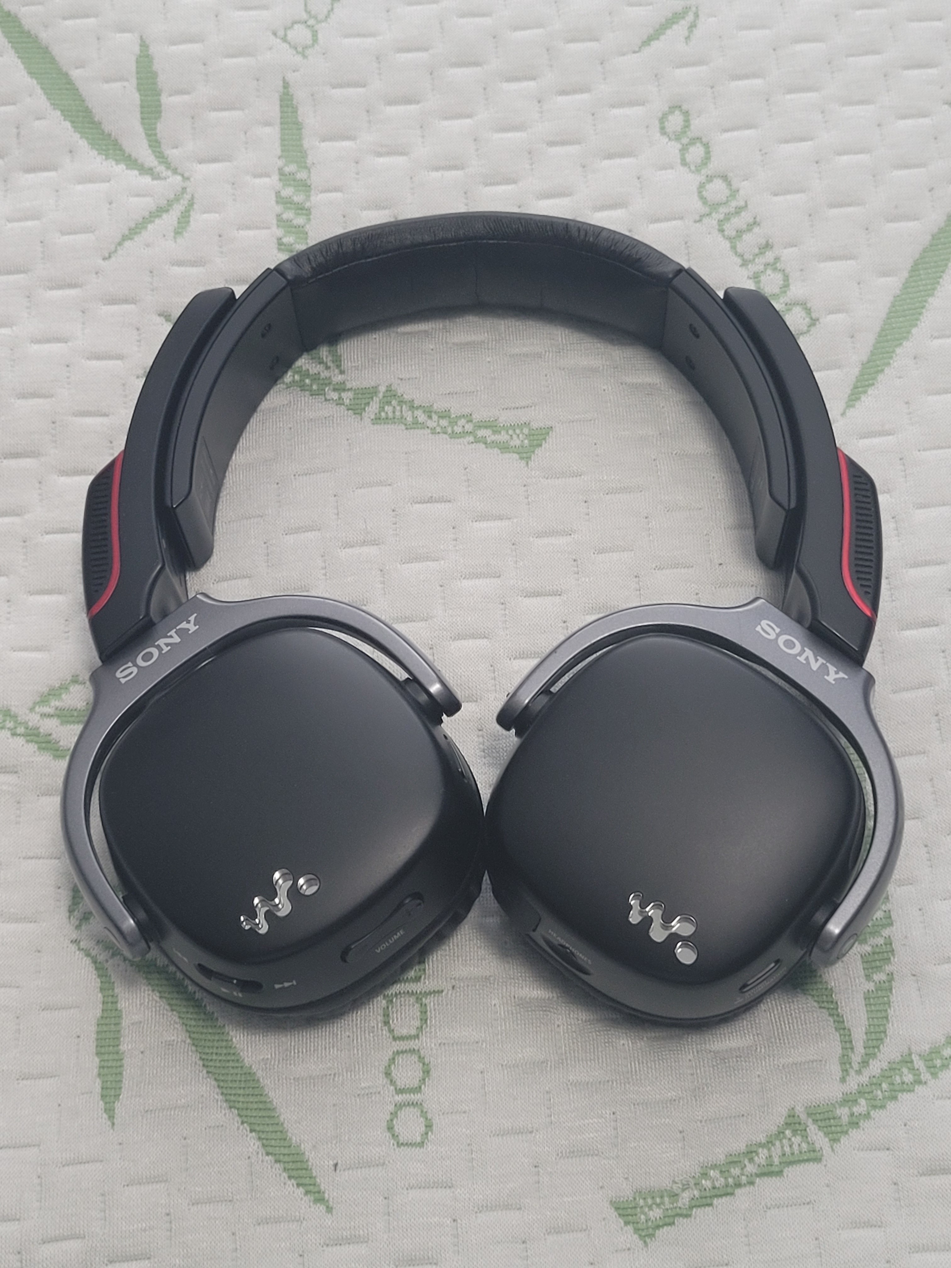 Sony NWZ-WH303 Walkman Headphones - photo 2