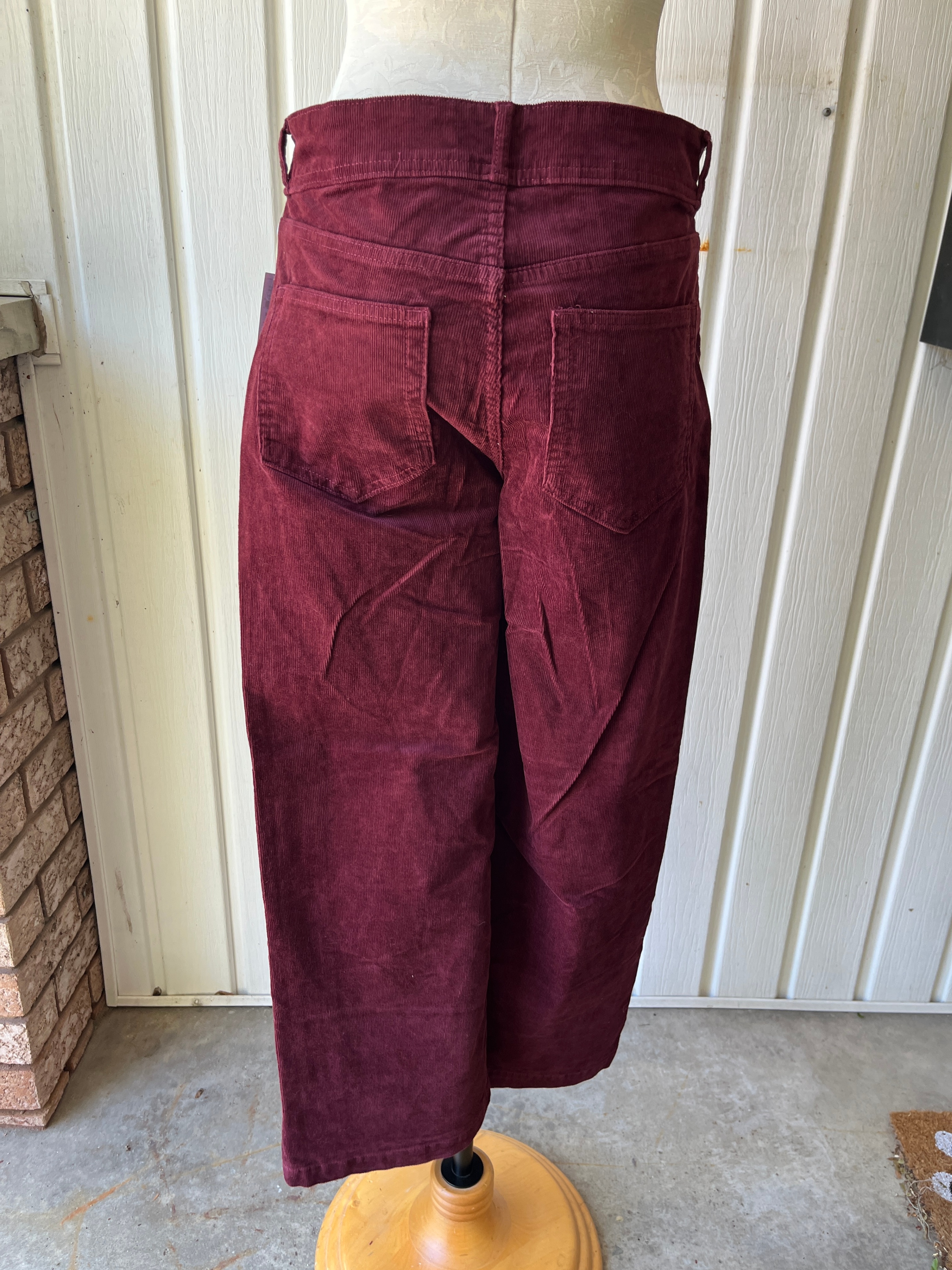 GAP High Stride Sportif Corduroy Pants - Size 29 - Burgundy - photo 3