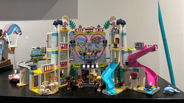 Lego Friends – Heart Lake City Resort #41347