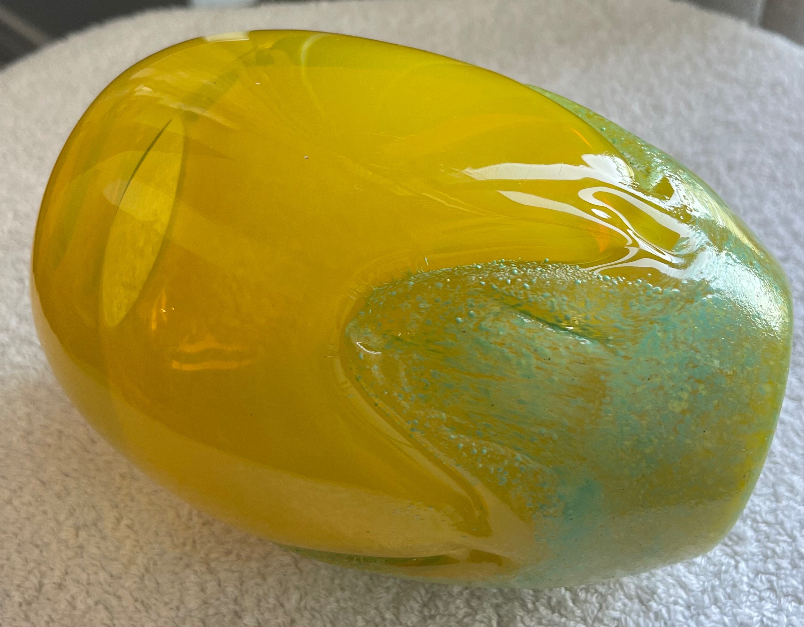 Heavy Vintage Hand-Blown Art Glass Vase (2.4 LBS) - photo 2