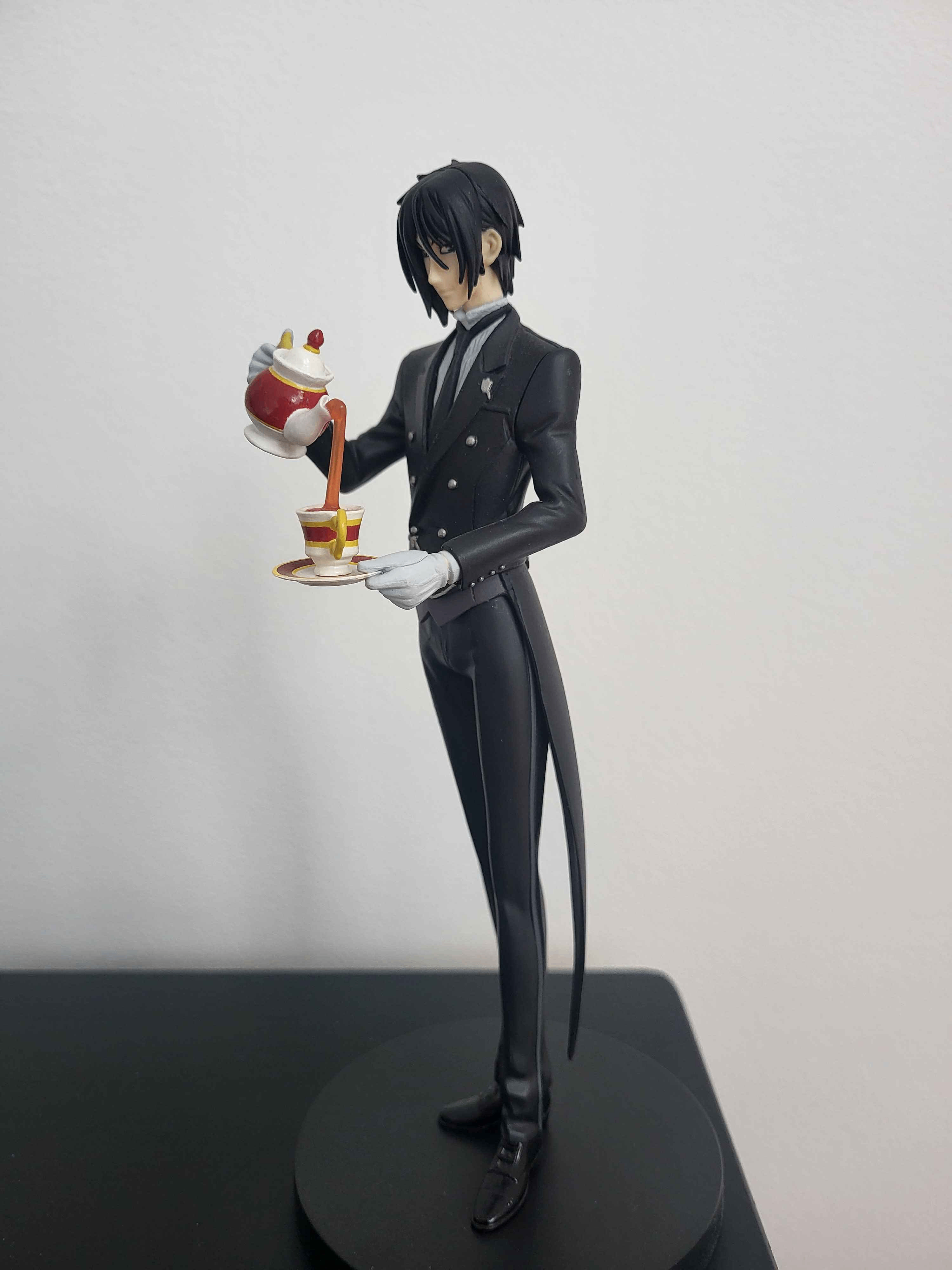 Black Butler Sebastian Figure - photo 2