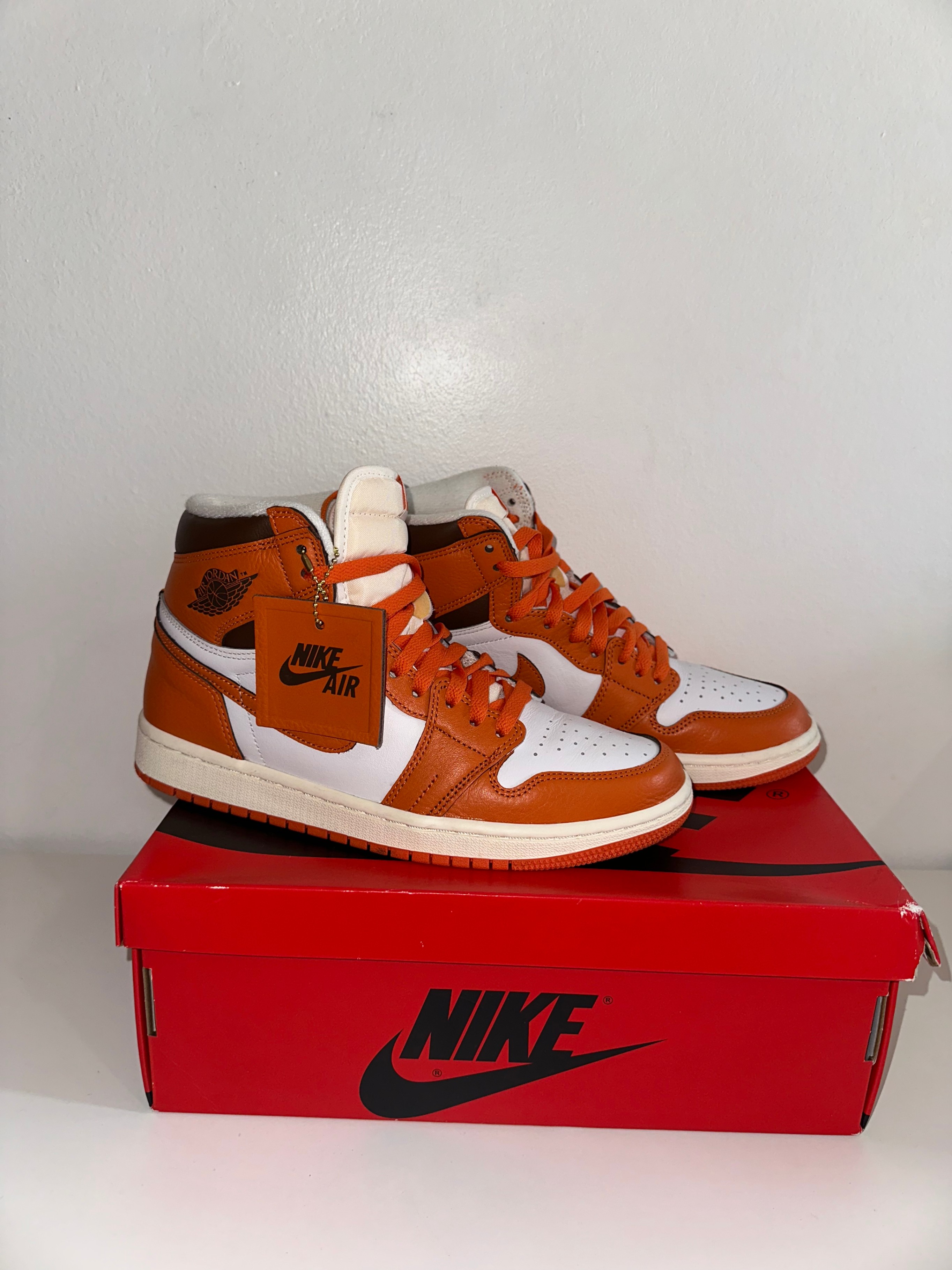 Air Jordan 1 Retro High OG "Starfish" - photo 2