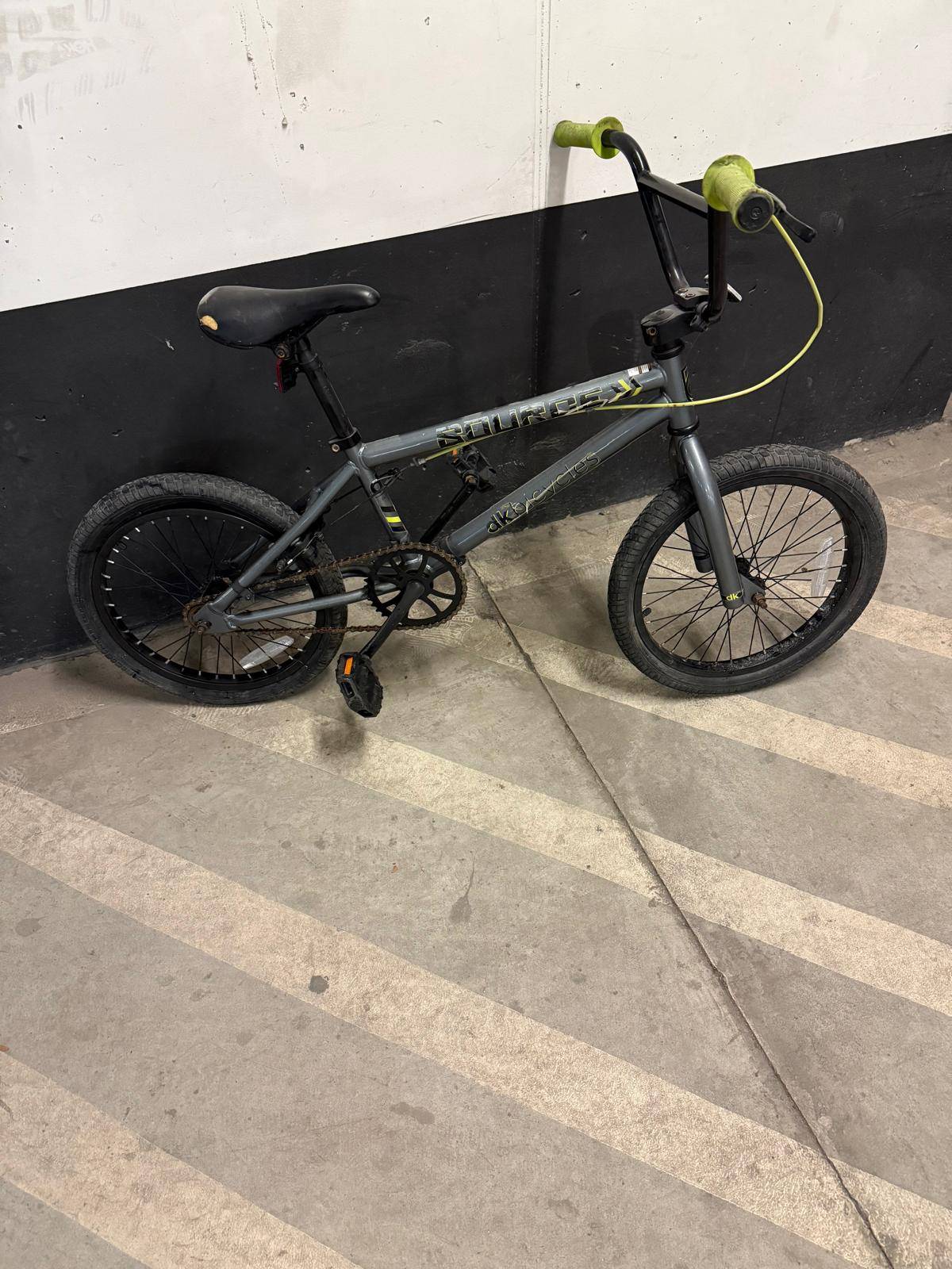 DK Bicycle BMX Kids Bike Great Condition $49.99 - photo 2