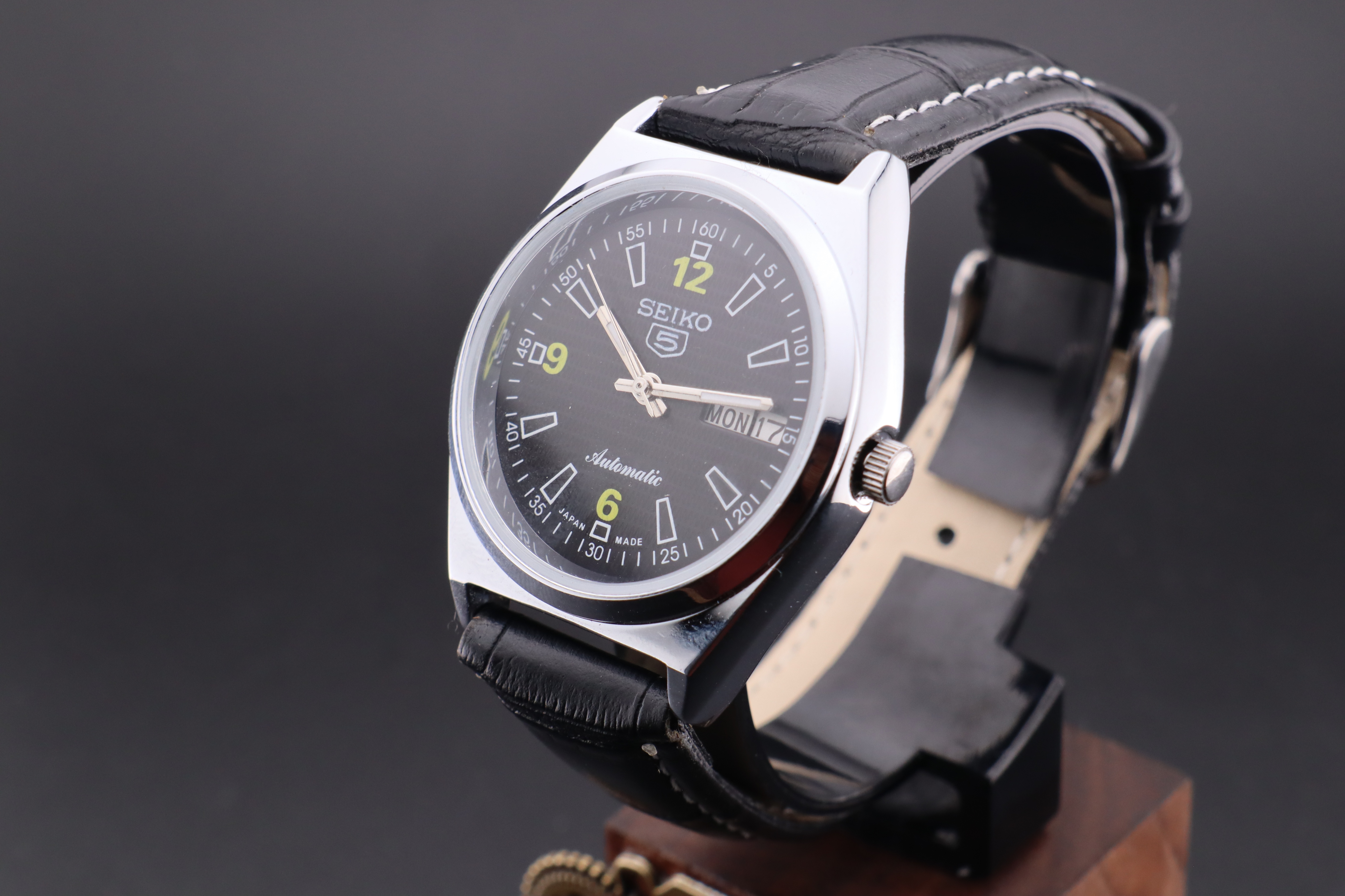 Vintage Seiko 5 Automatic 6309A Men's  Watch D&D- Japan Made - photo 3