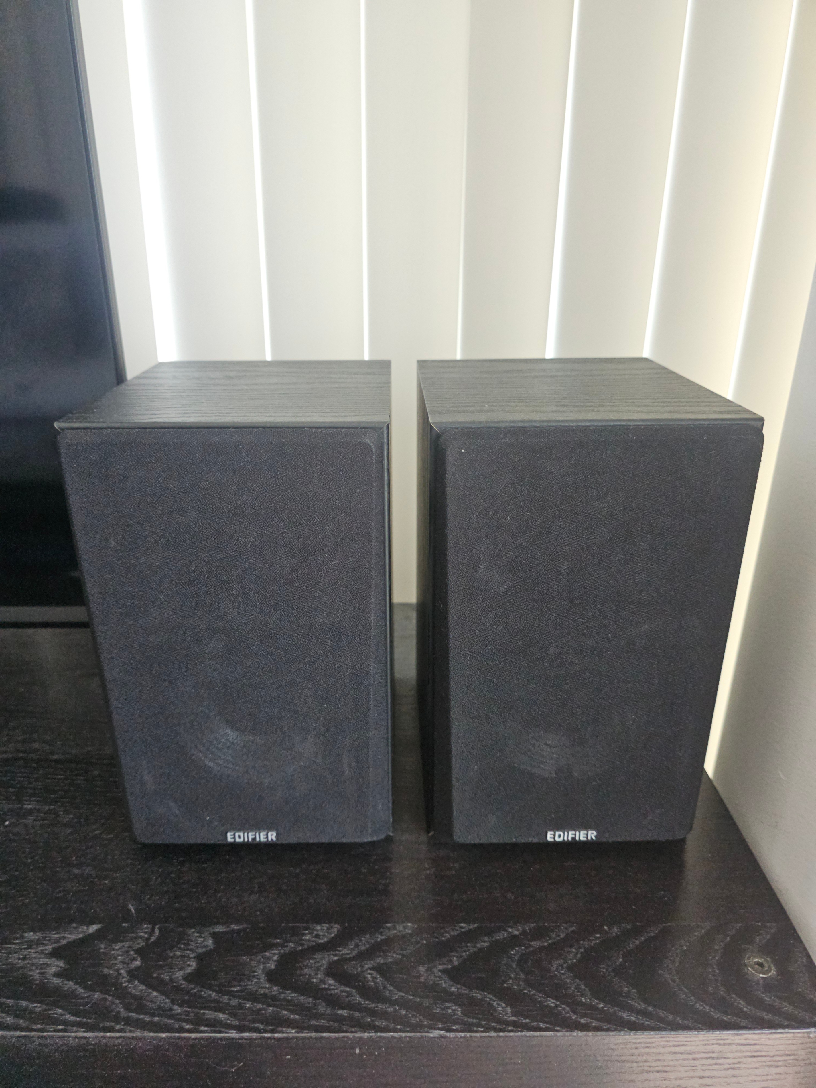 Edifier R980T 4" Multimedia Powered Monitor Speakers