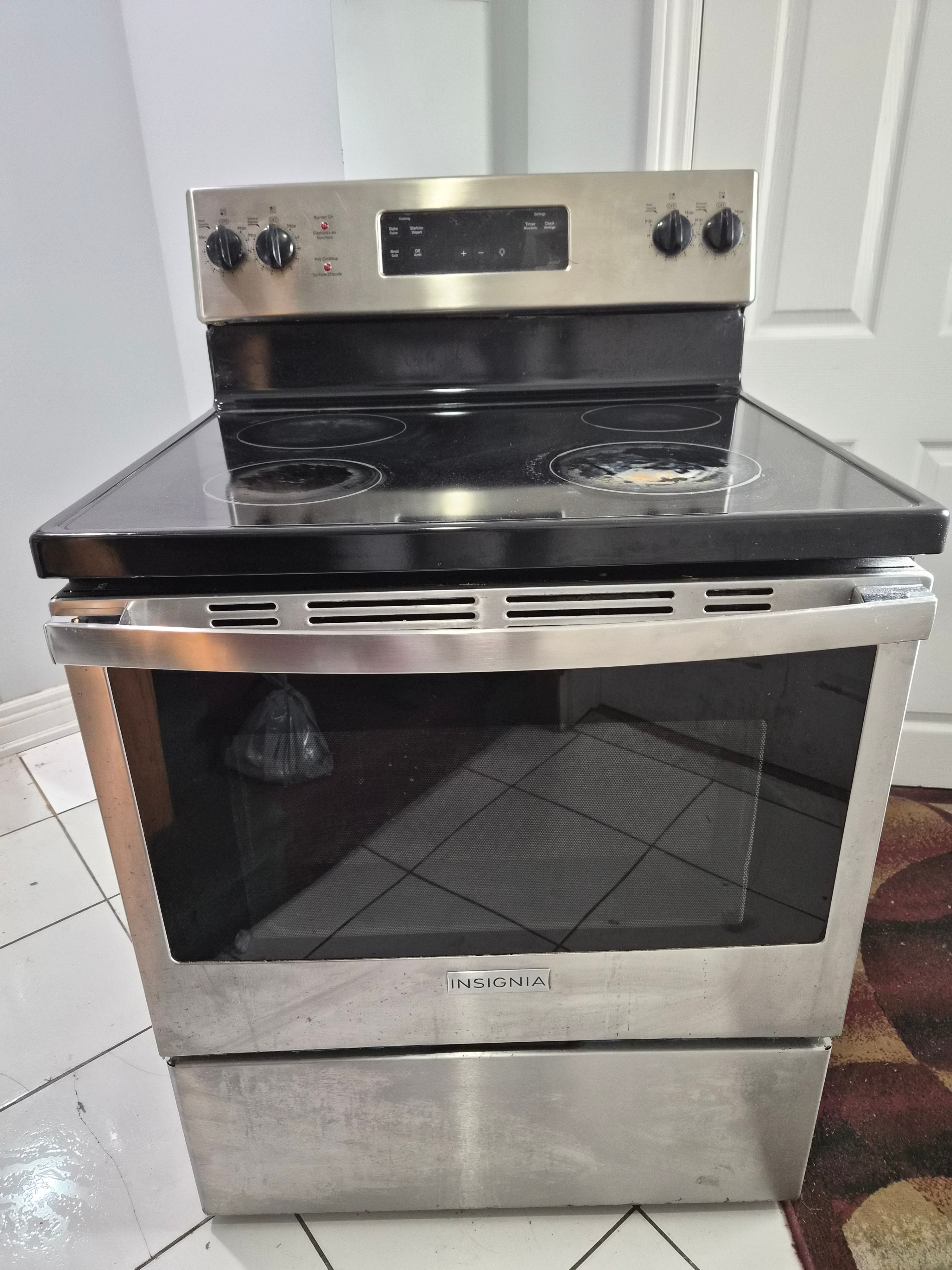 Insignia Electric Stove – $400 OBO