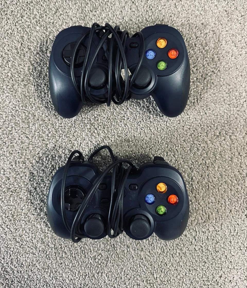 2x Logitech USB Game Controllers