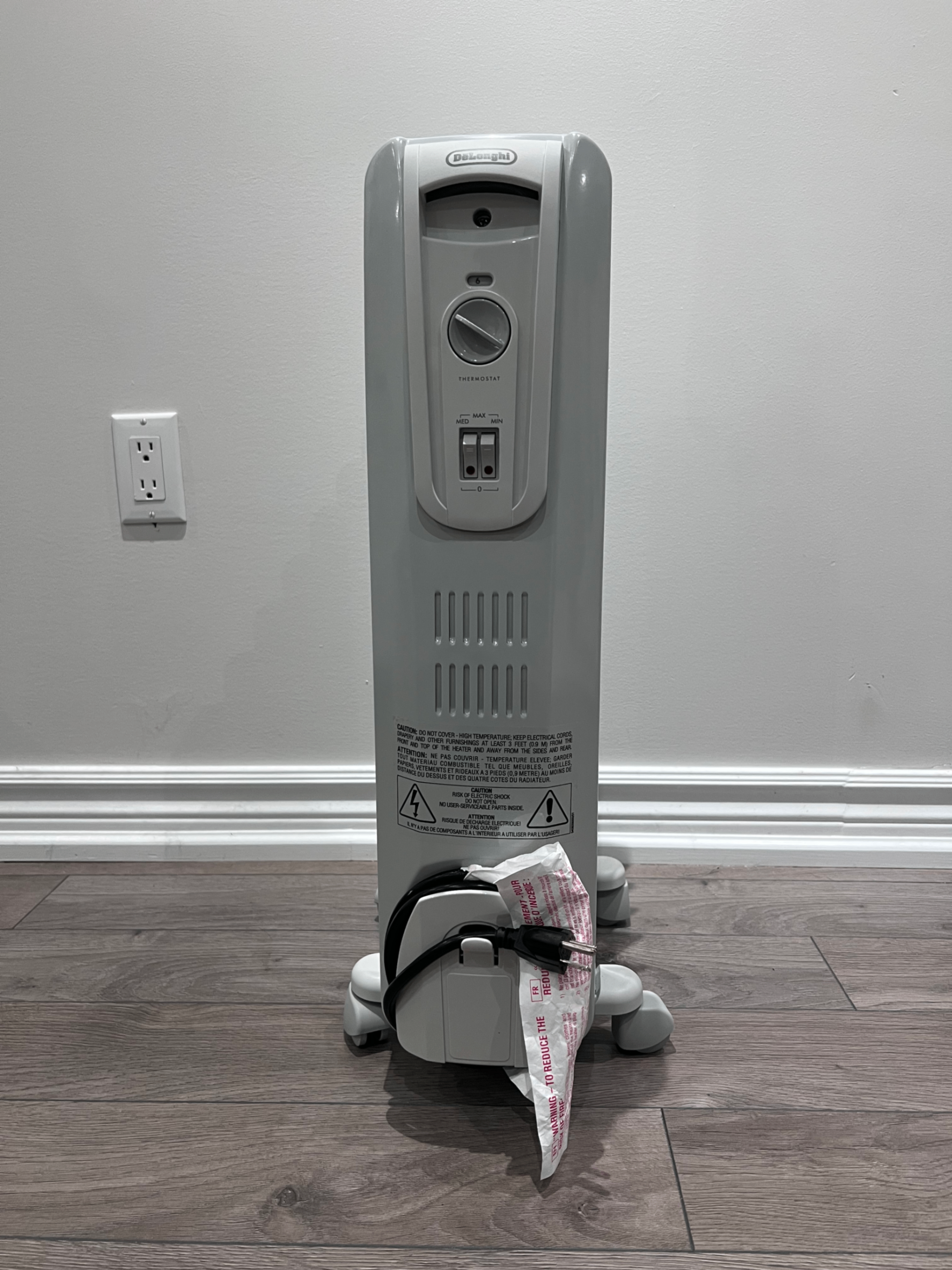 De'Longhi 1500W Oil-Filled Radiant Heater - photo 3