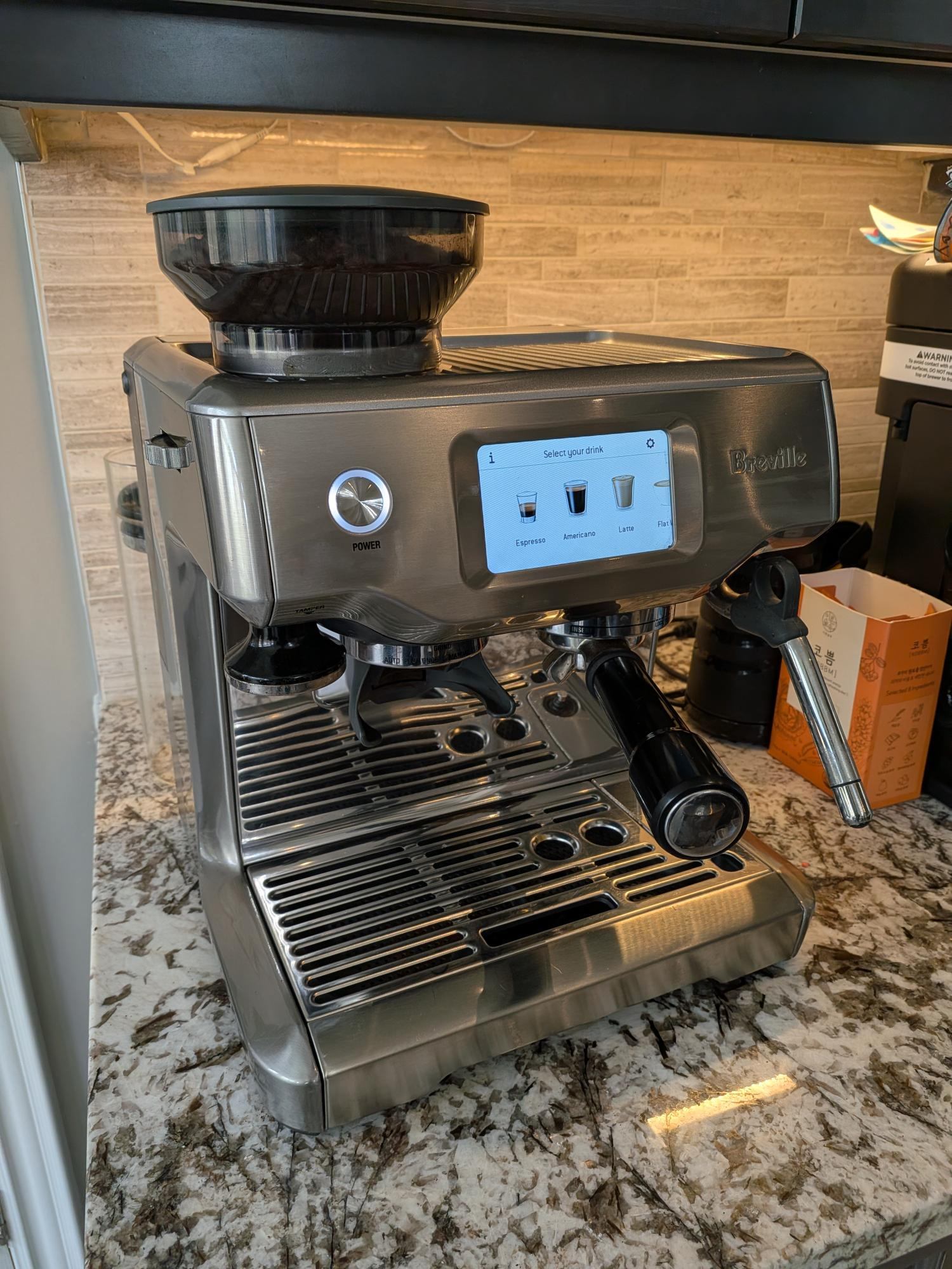 Breville bes880 Barista Touch Automatic Espresso Machine