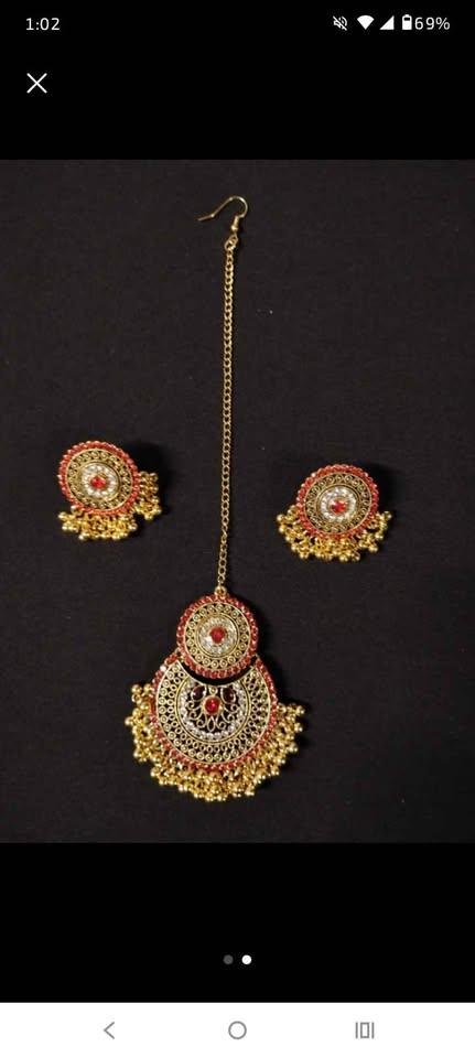 Red Maang Tikka and Earring Set