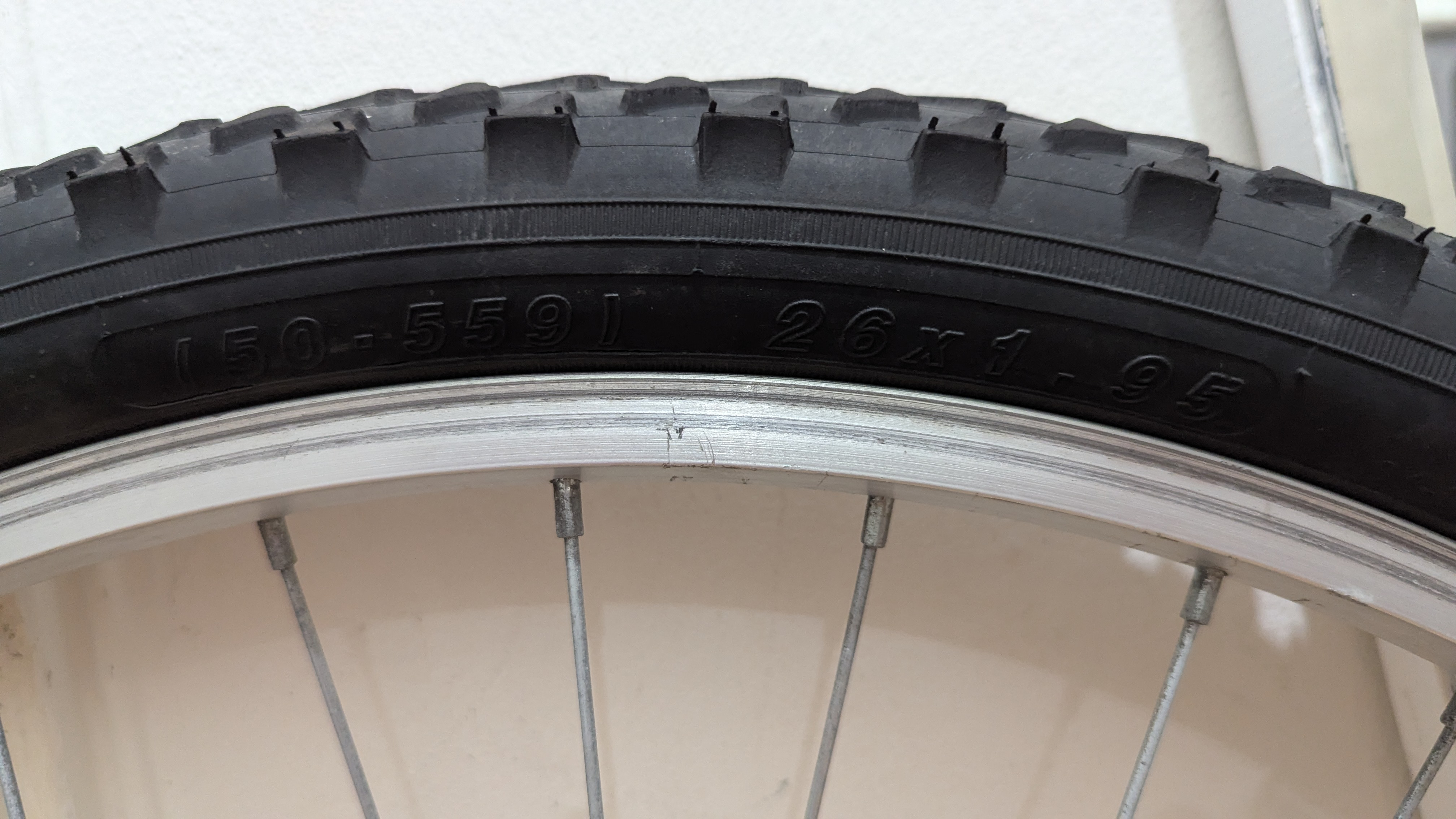 Used Bike Bicycle wheel FRONT 26x1.95 (50-559) - photo 2