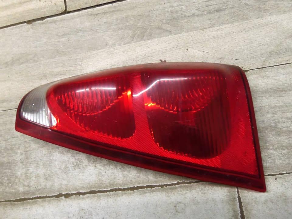 Chevy Avalanche Taillight
