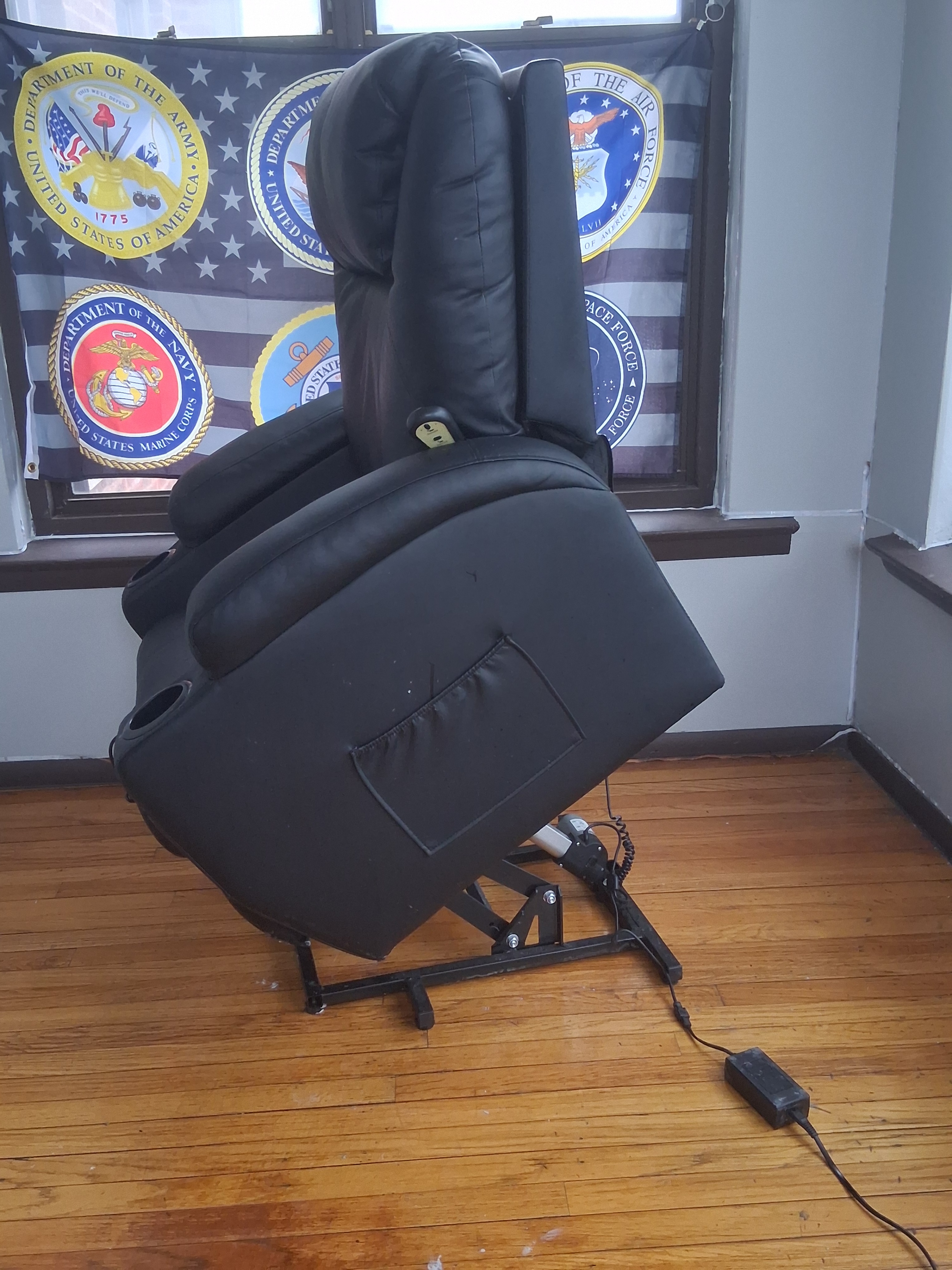 Black Leather Recliner Chair with Massage and Heat - photo 2