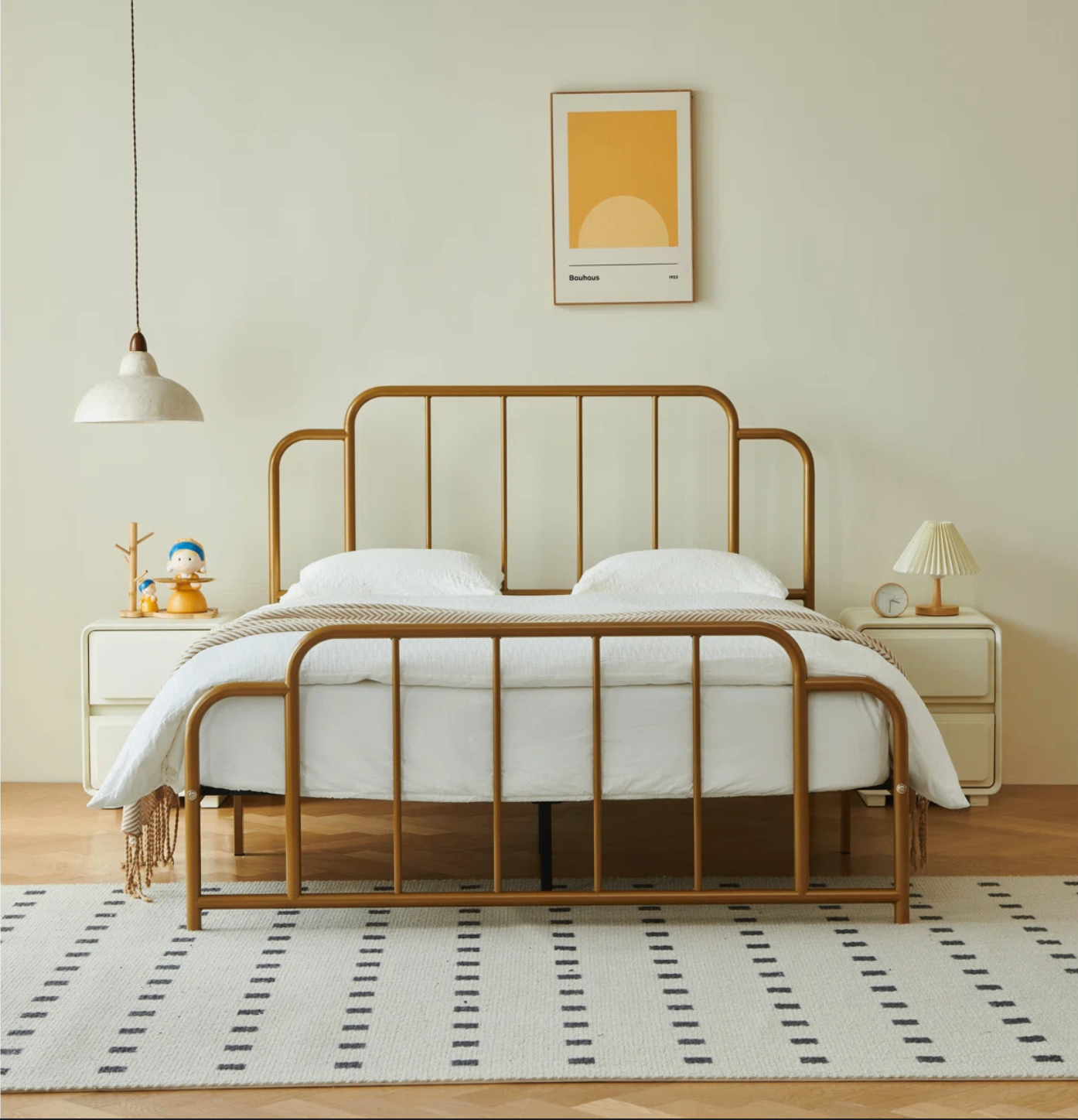 Gold Wire Frame Platform Bed (New) - photo 2