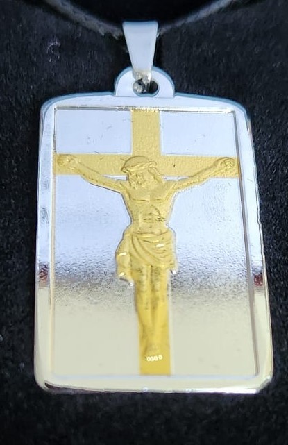 Jesus Crucifix Pendant — 24K Gold & .999 Silver Plated - photo 2