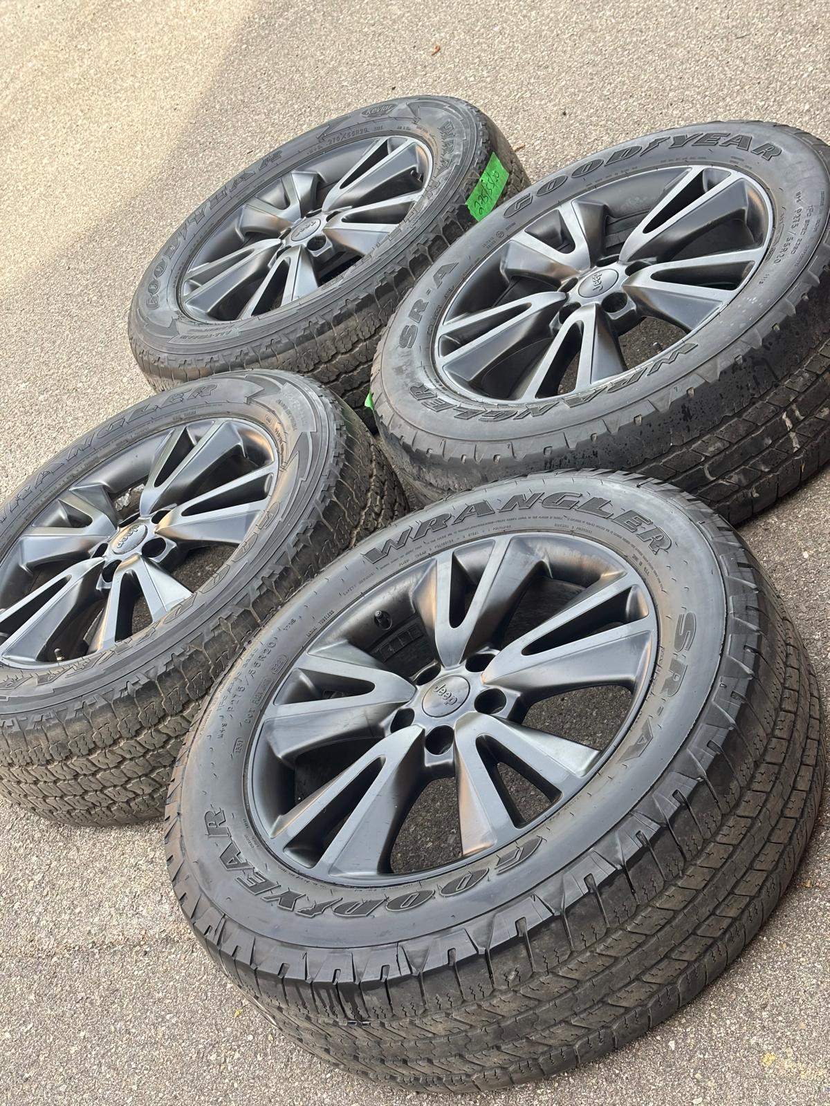 OEM 20”GrandCherokee/Durango/Wrangler(5x127)+275/55/R20 Goodyear