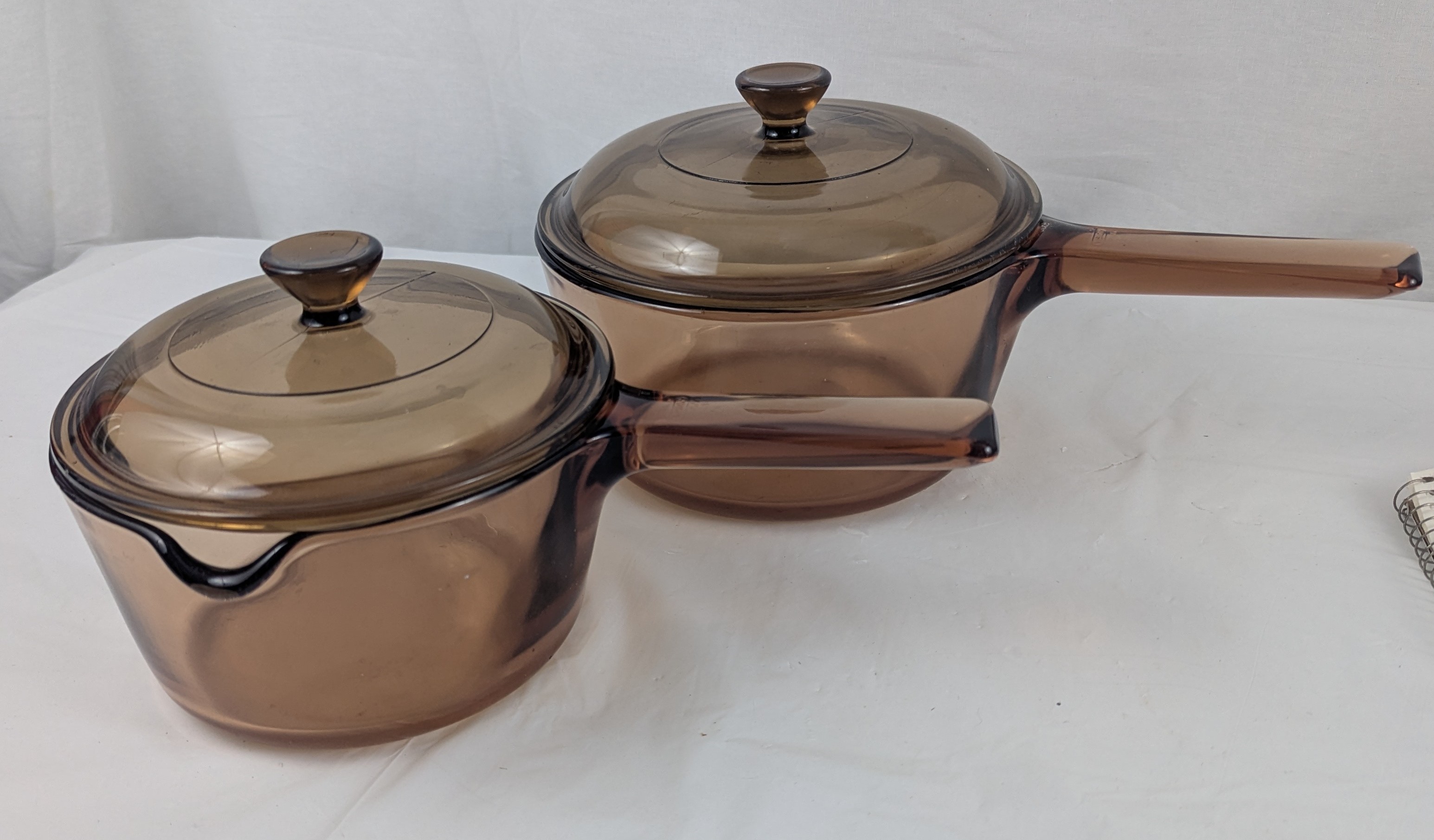 4-Pc Pots Visions Cookware Set Corning Ware Amber Glass 1.5L, 1L