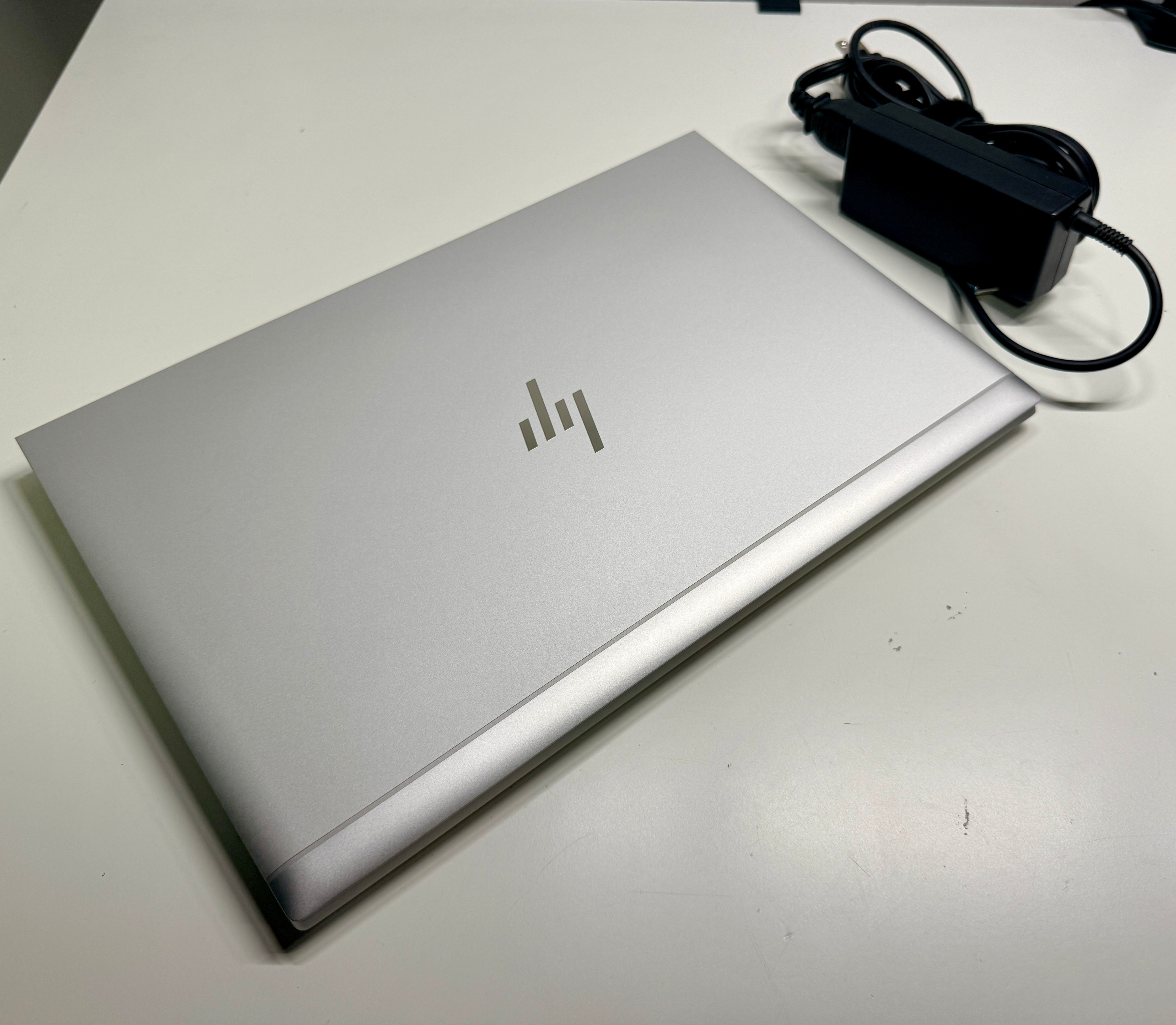 New! HP EliteBook 14" Laptop i5-10210U 8GB RAM 256GB Win 11 PRO - photo 3