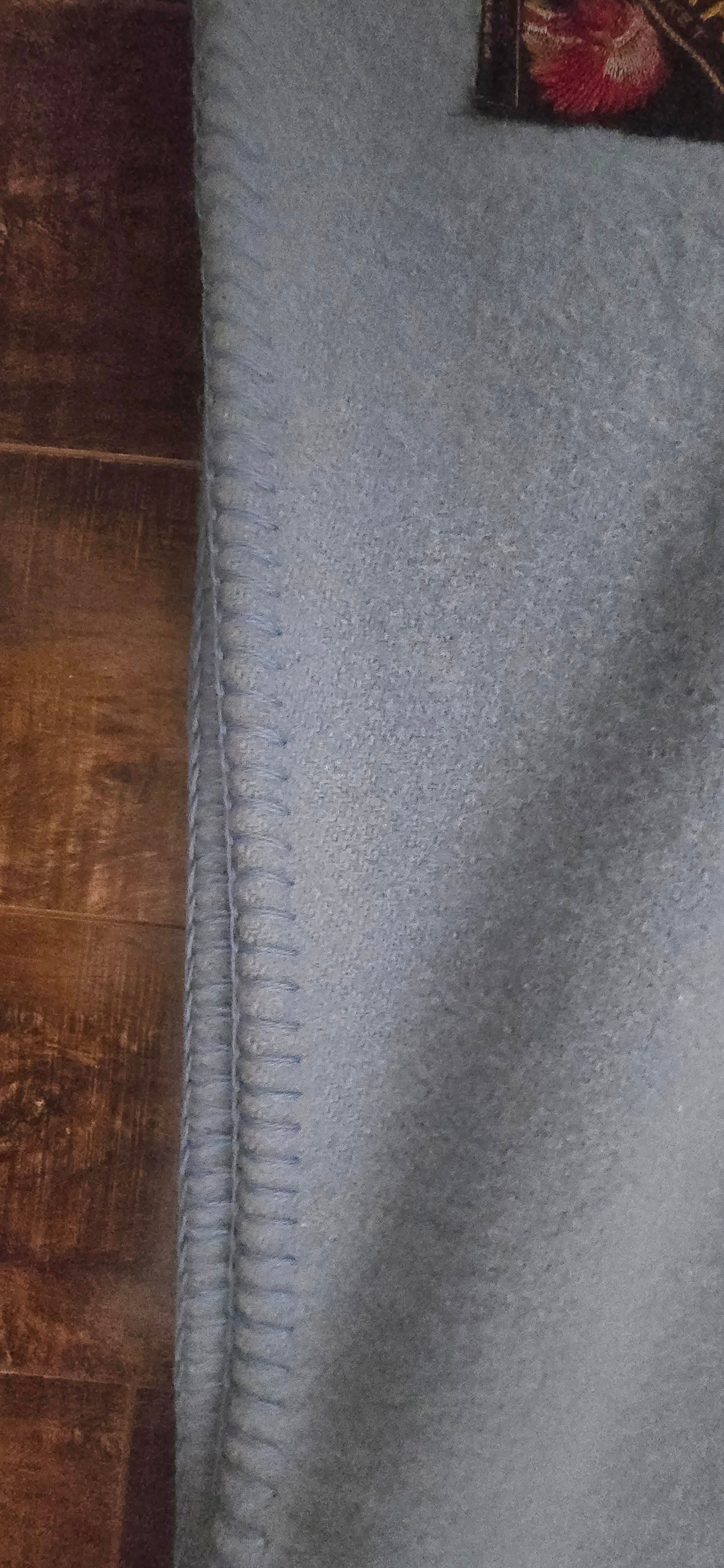 VINTAGE EATON'S 4 POINT 100% WOOL TRAPPER BLANKET BLUE on BLUE - photo 4