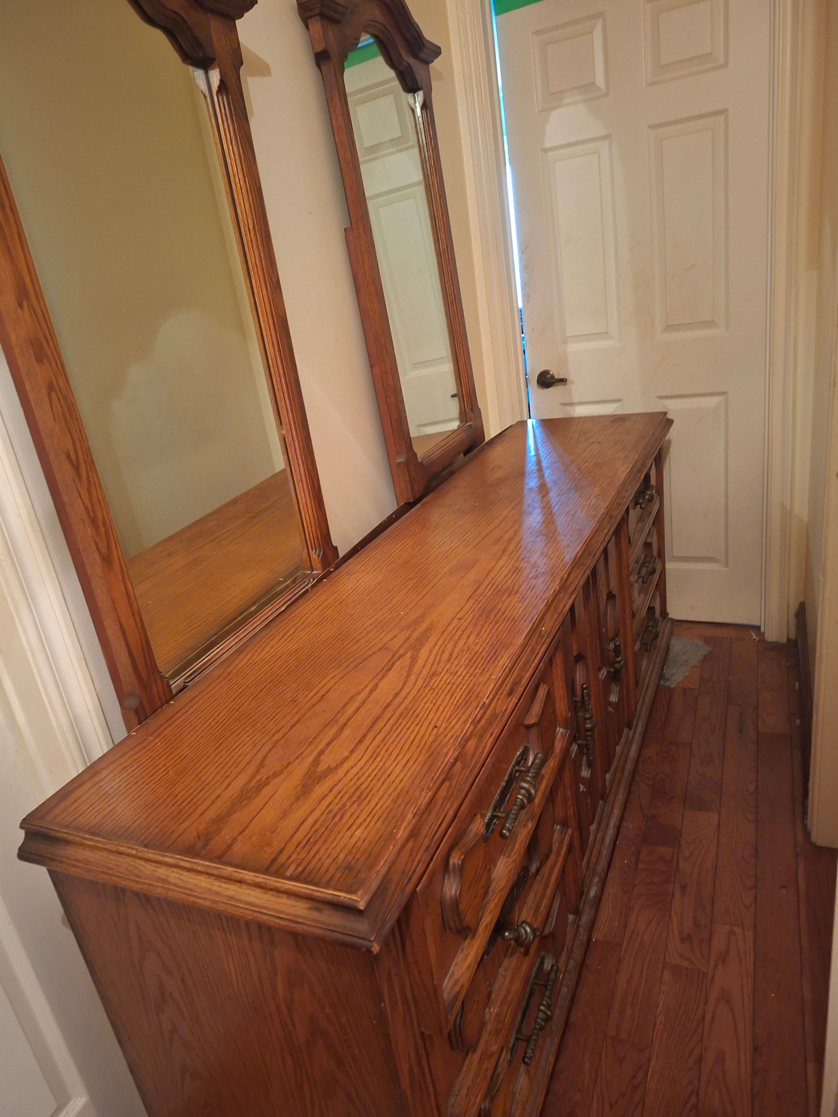 Solid oak dresser