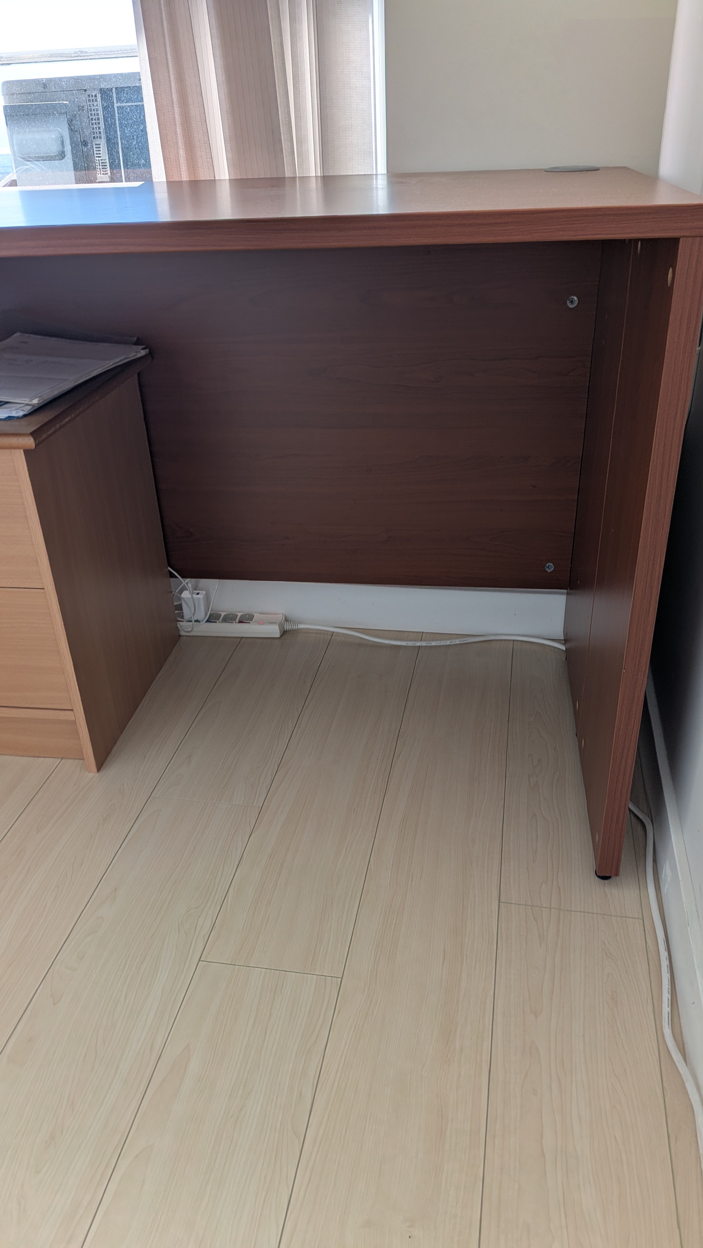 Office Desk - photo 2