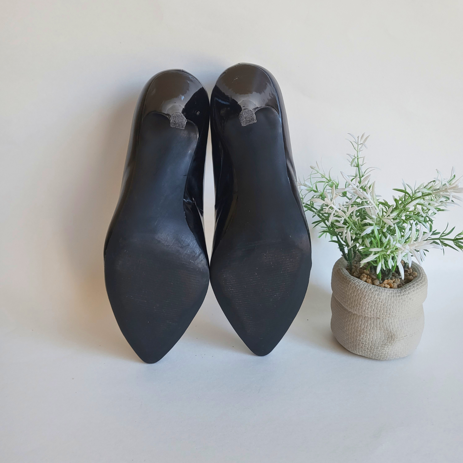 Price DROP - Town Shoes Size 7.5 Black Heels - South Ajax - photo 5