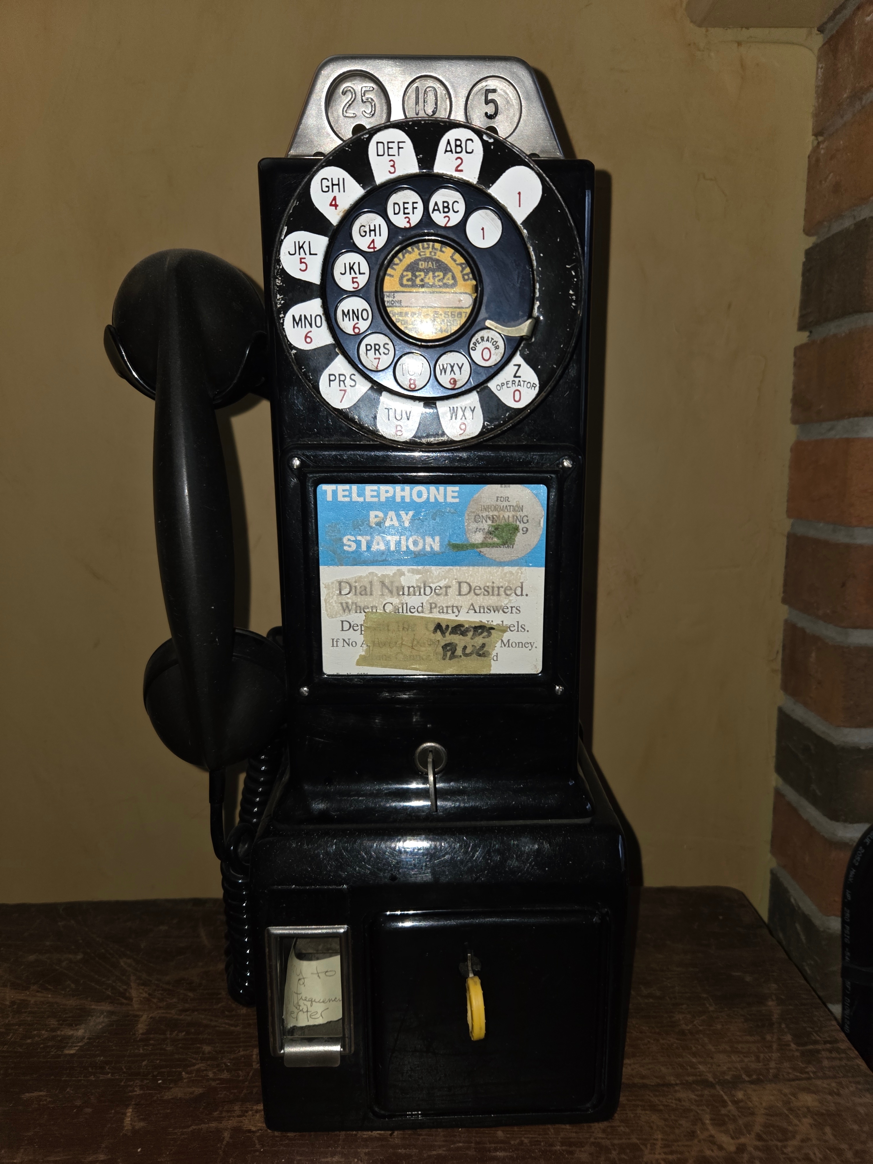 Vintage Black daisy dial Telephone Pay Station Phone