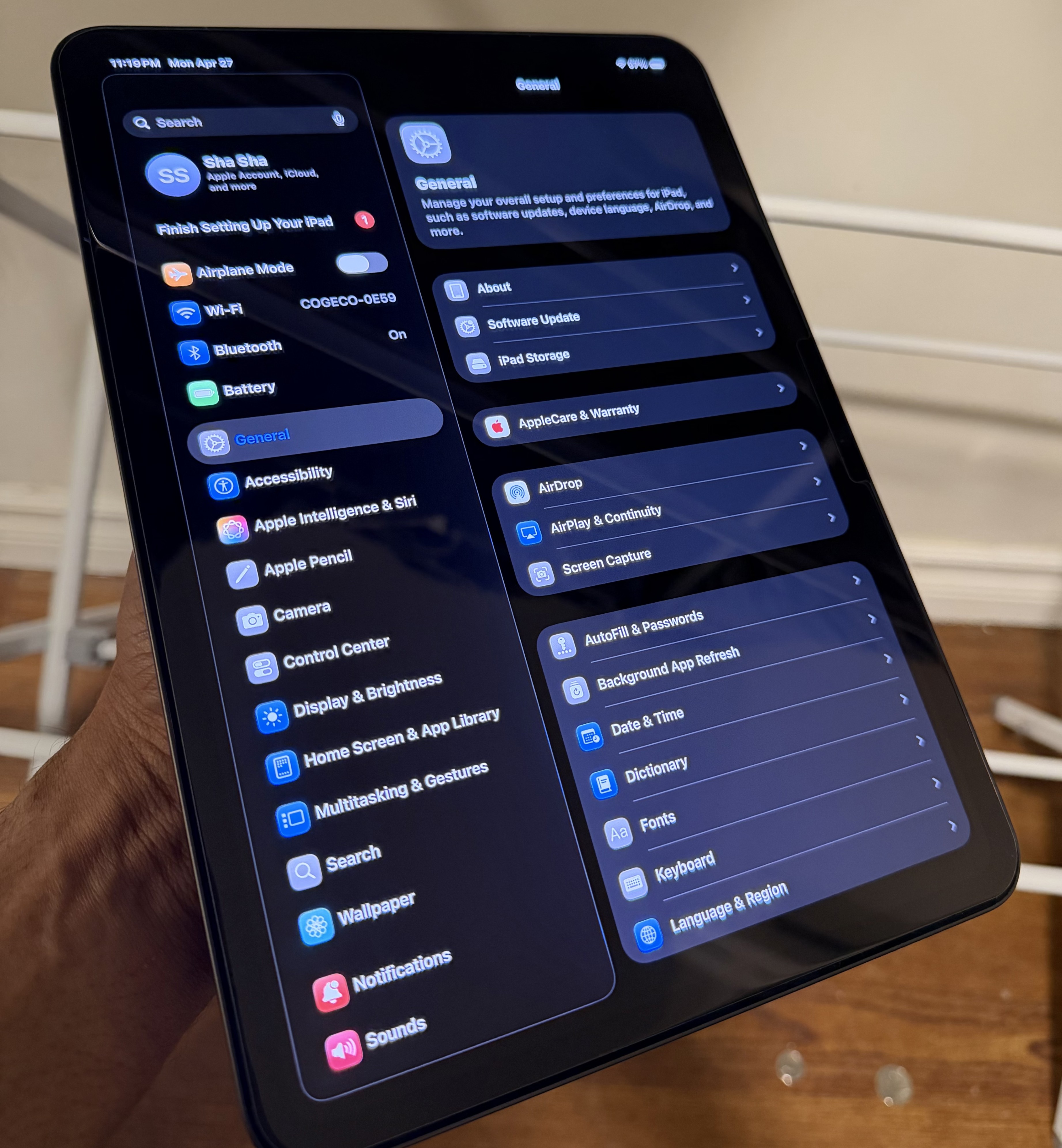 Ipad Pro m4 with Apple care + Till Aug 2027