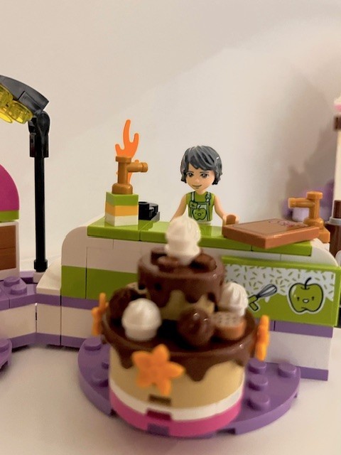 Lego Friends – Baking Competition #41393 - photo 3