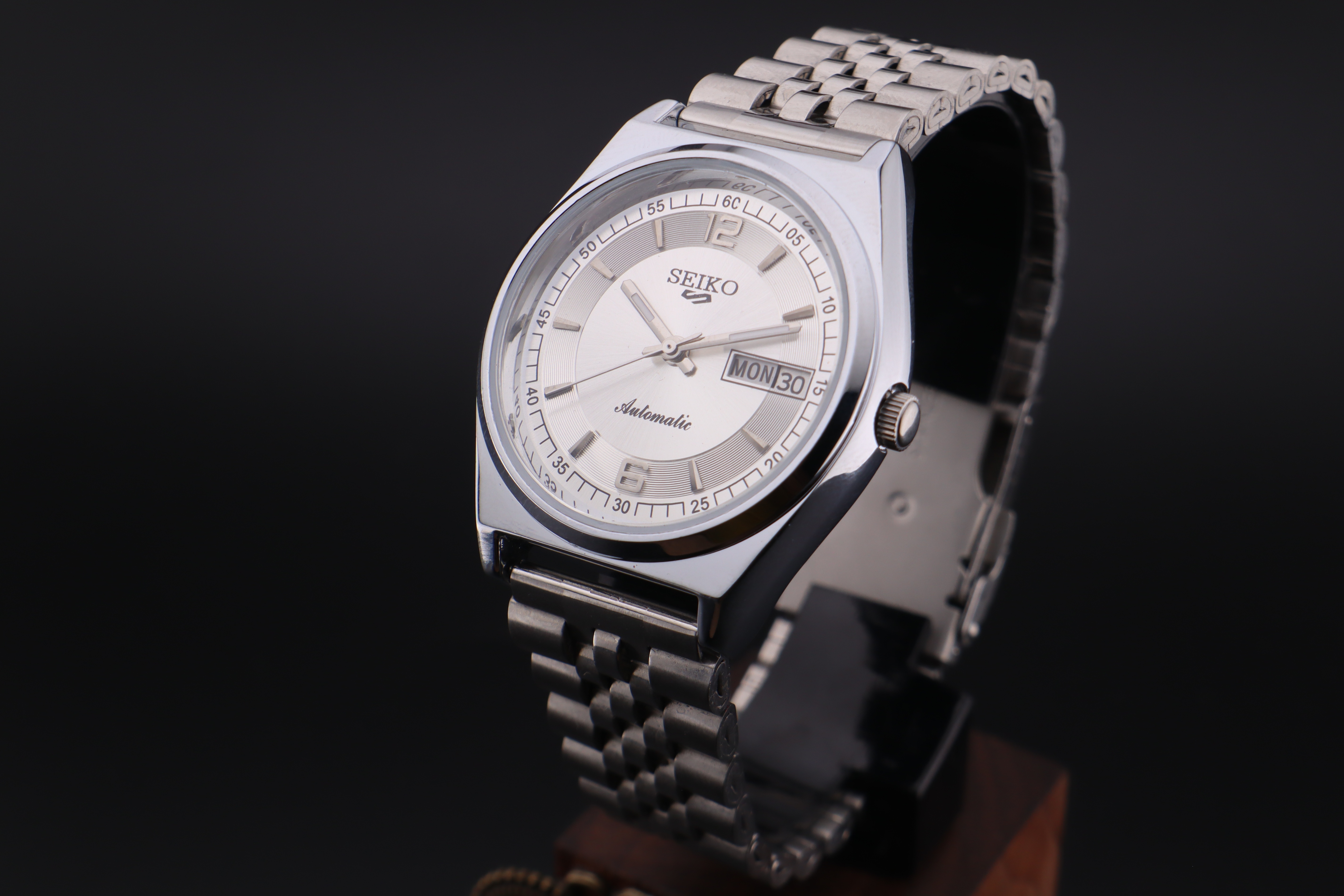 Vintage Seiko 5 Automatic 6309A Men's  Watch D&D- Japan Made - photo 3