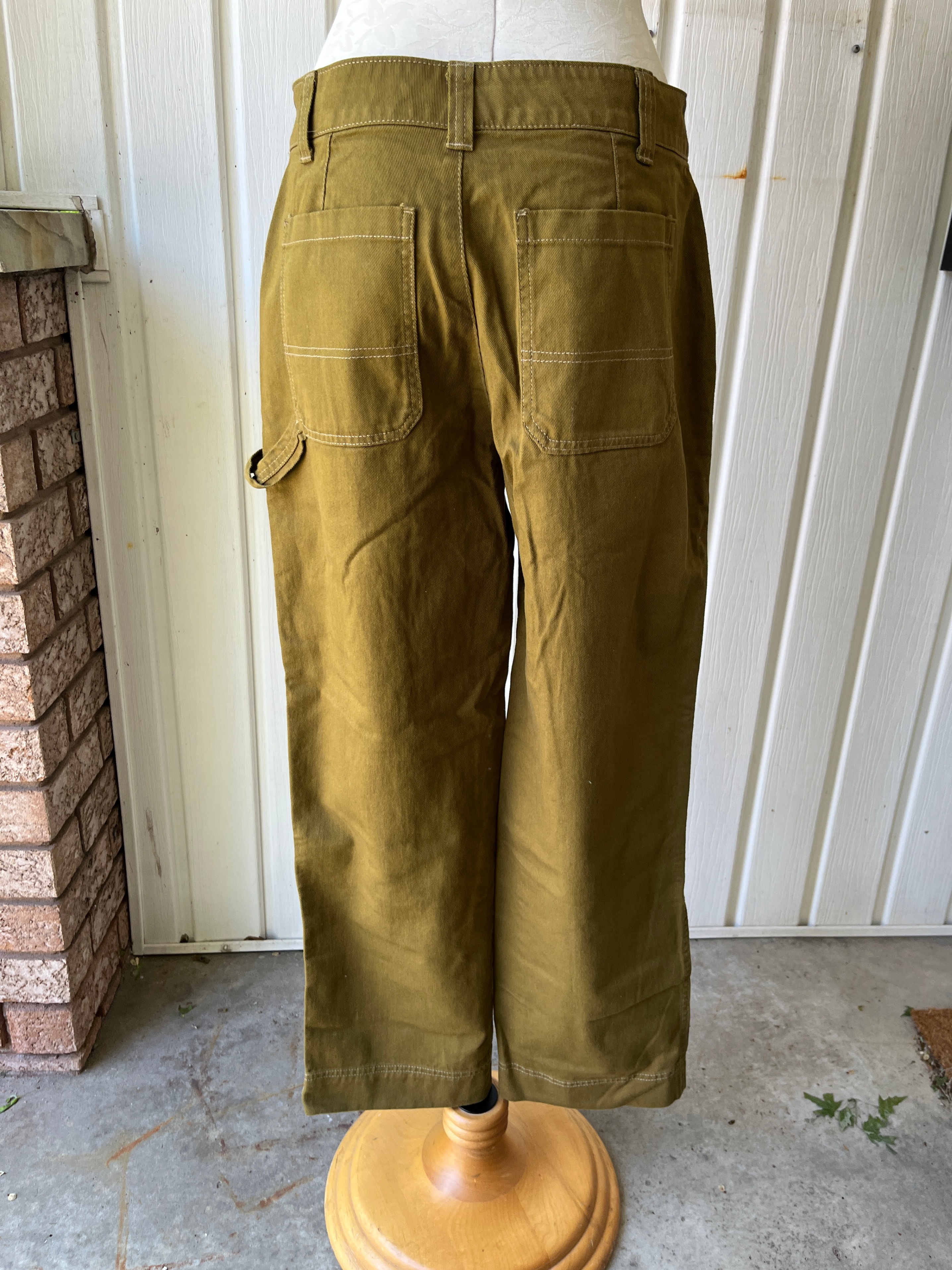 Old Navy High-Rise Straight Pants - photo 2