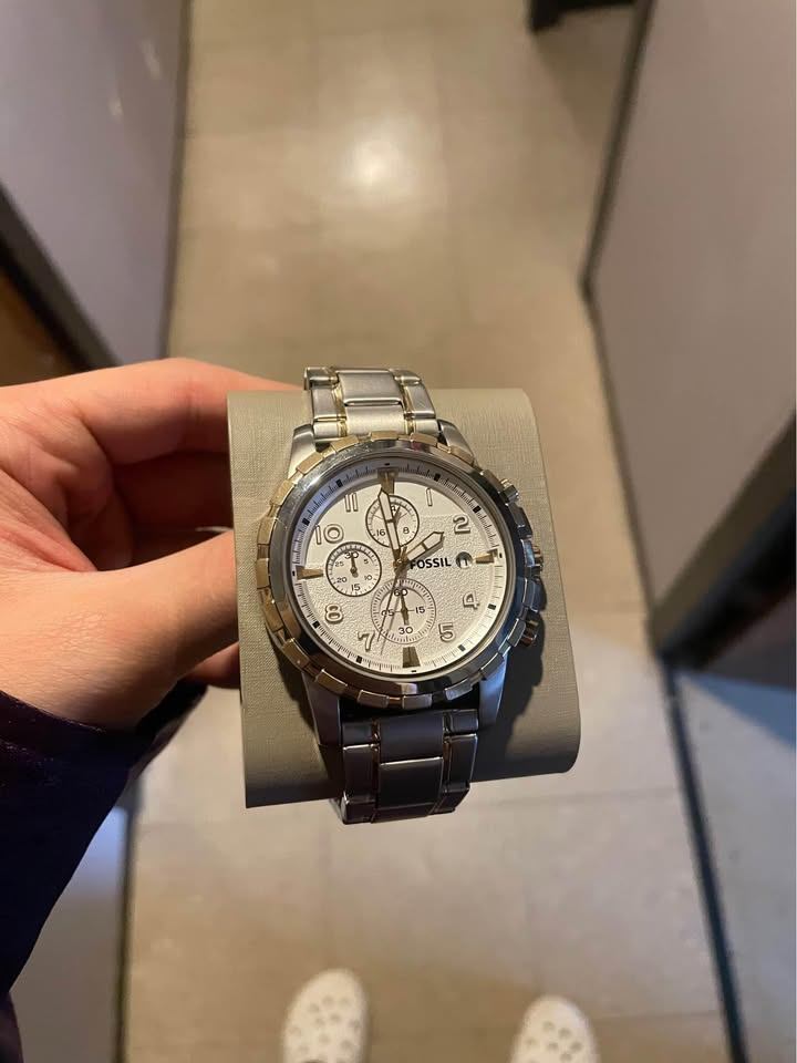 Fossil watch