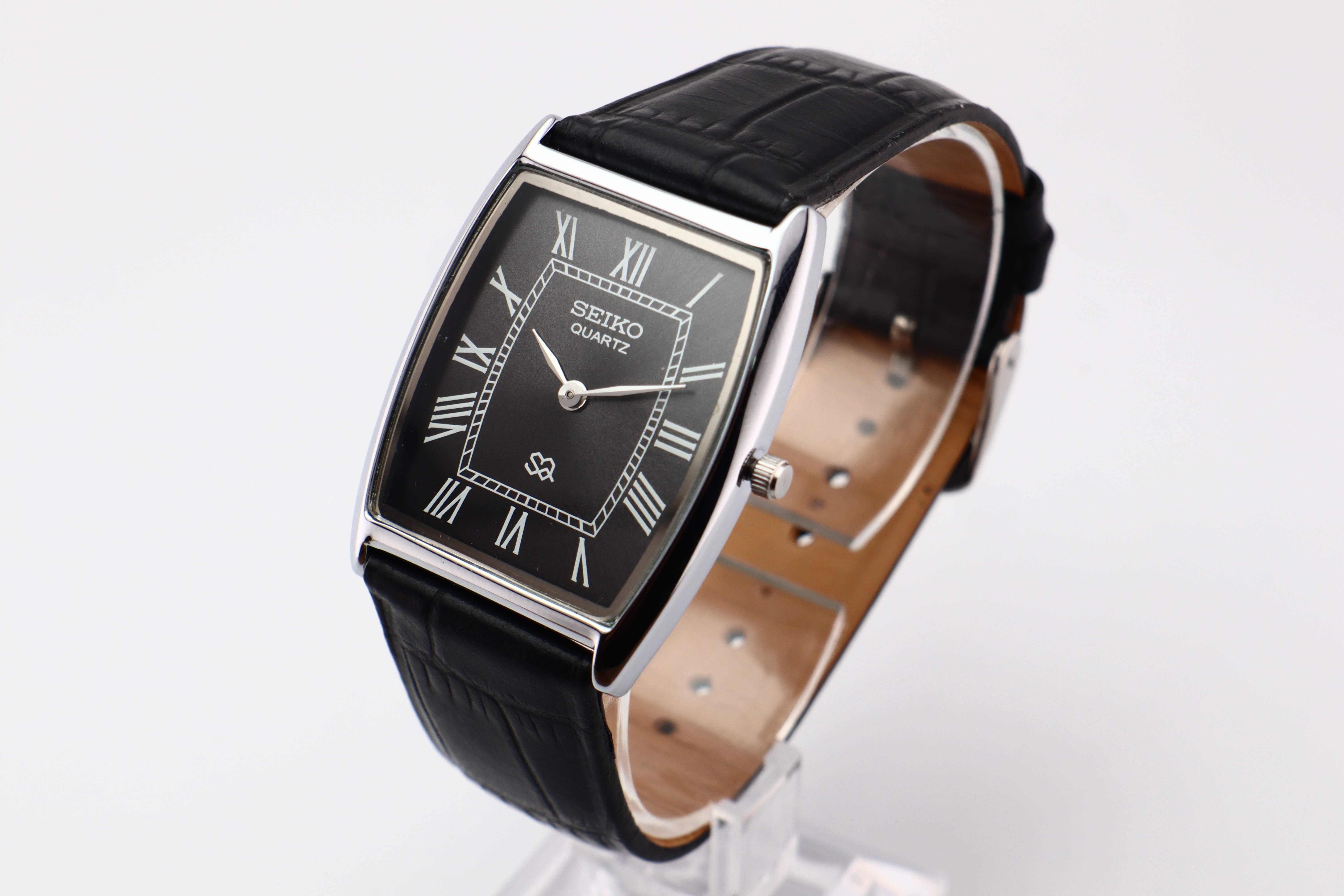 Refurbished Vintage Barrel Tank Men’s Watch - photo 3