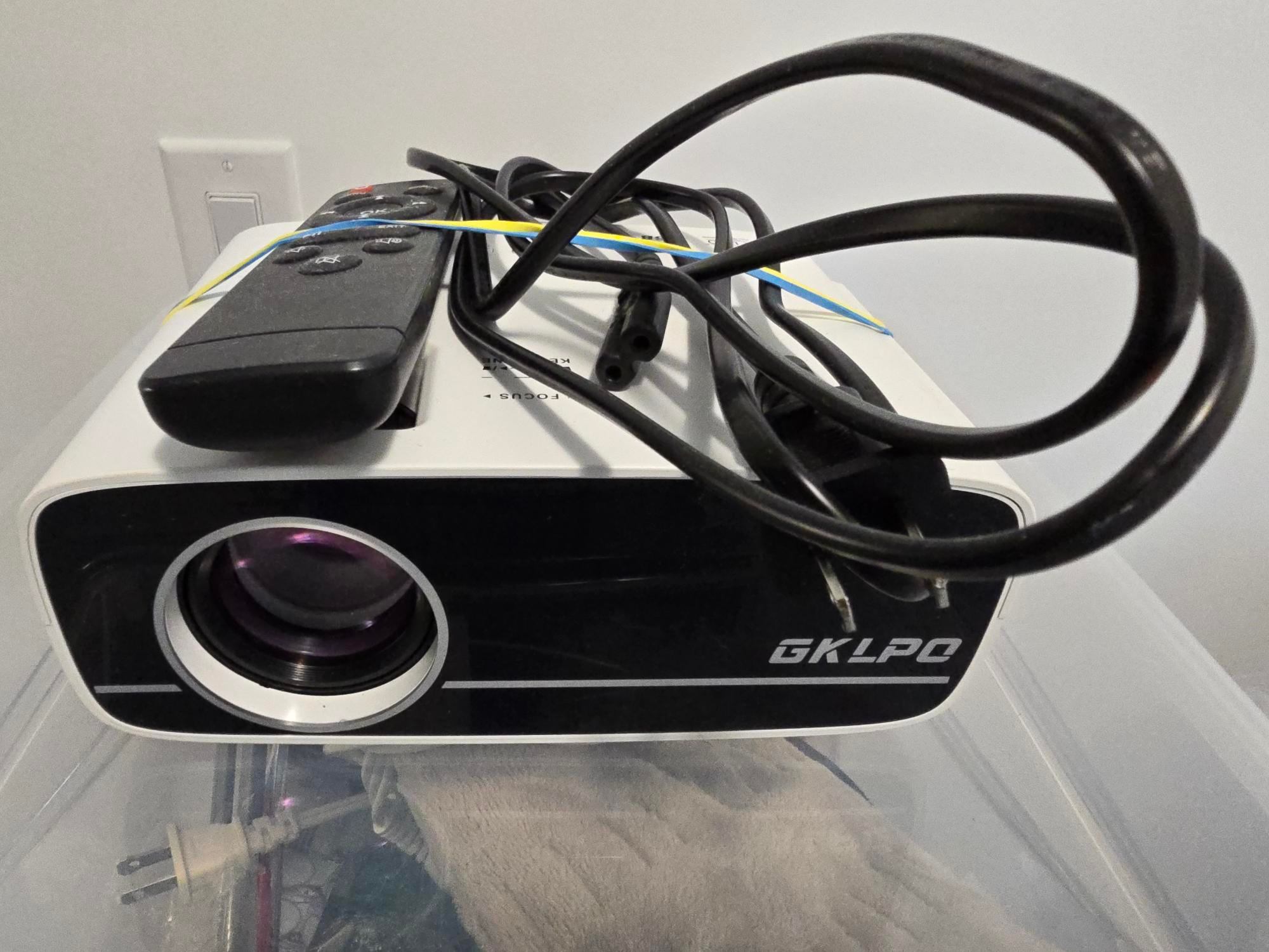 projector - photo 2
